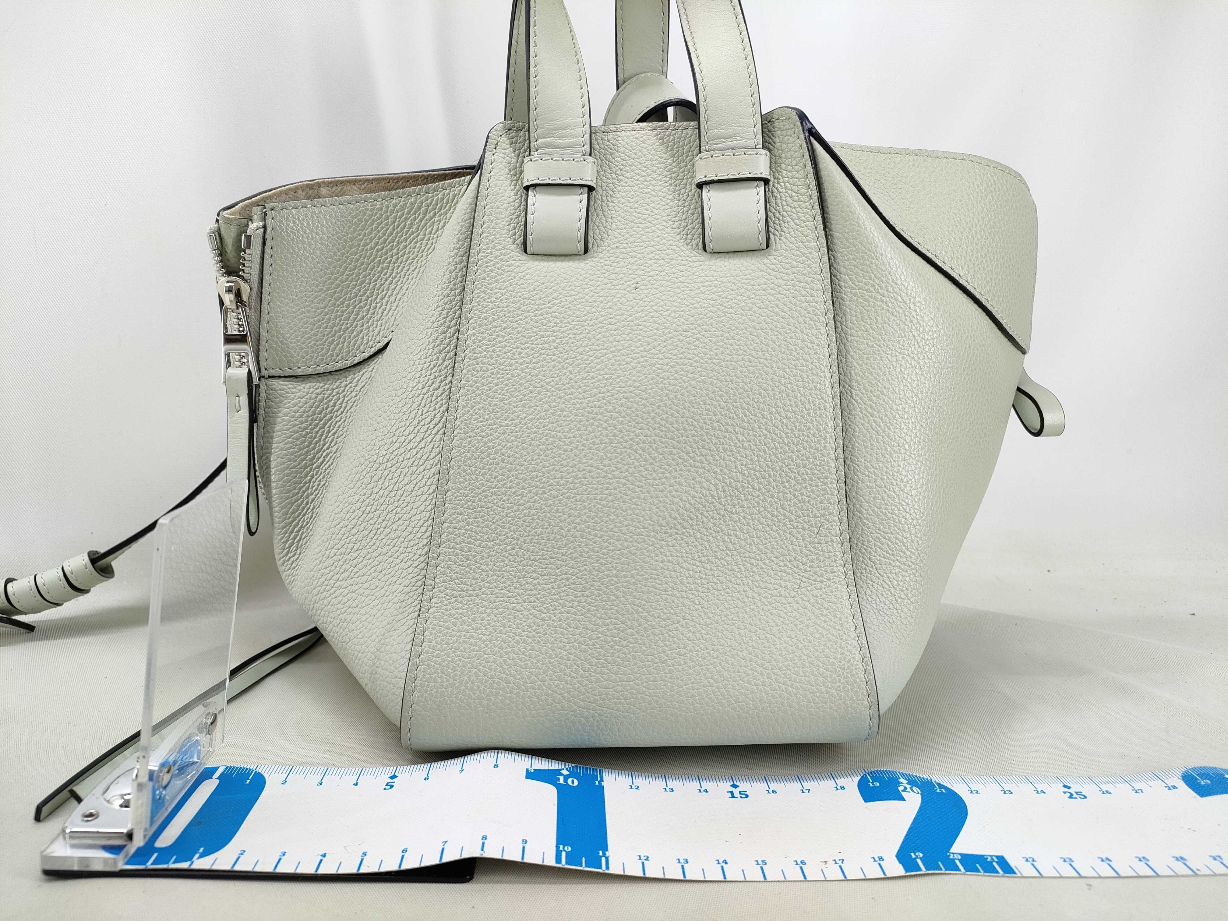 bag, Loewe Hammock bag, small, leather, beige, handbag. — view 2