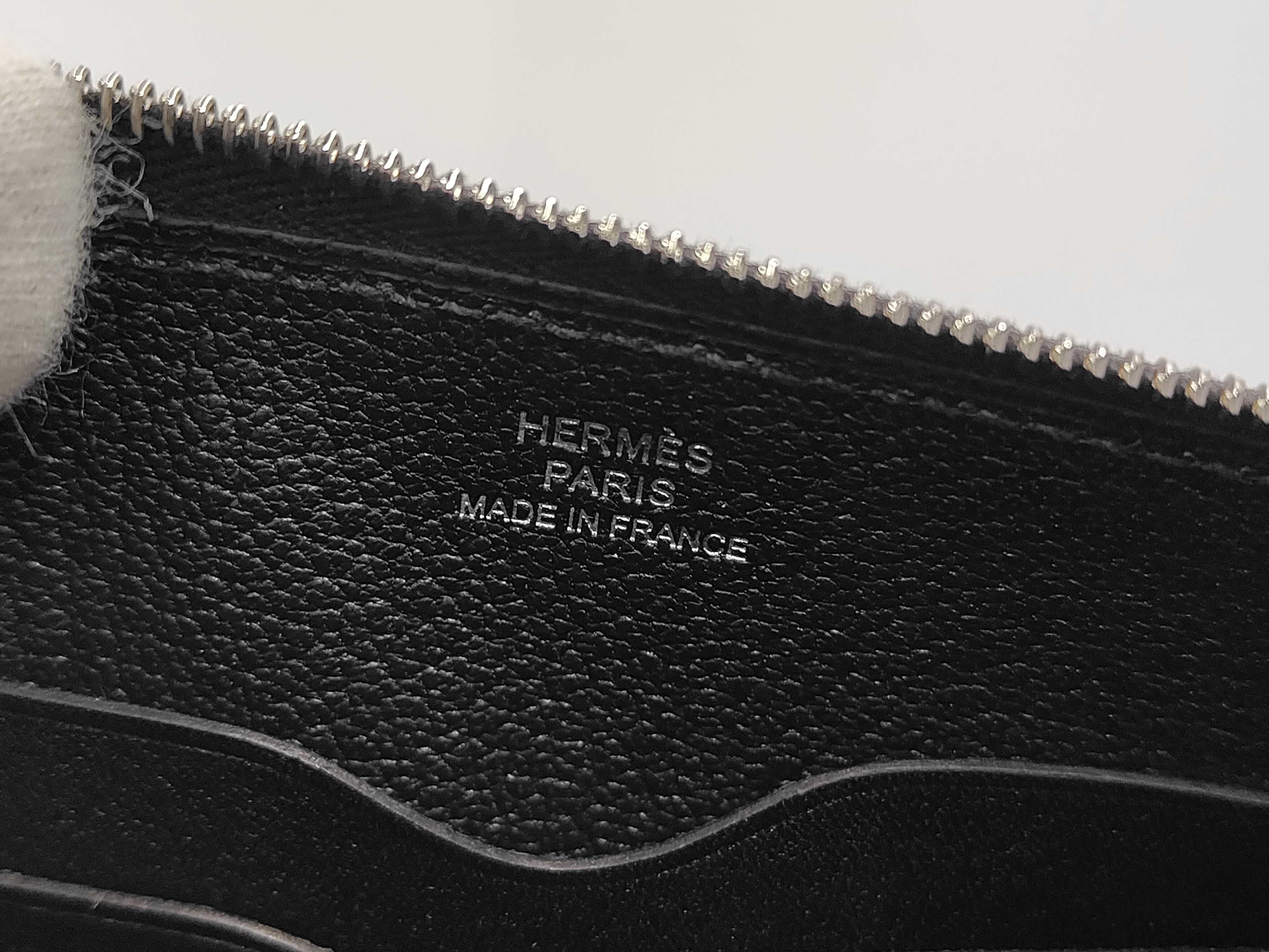 Zip Angou Tougo Chaine d'Ancre Black Silver Hardware K Engraved Shoulder Bag — view 8