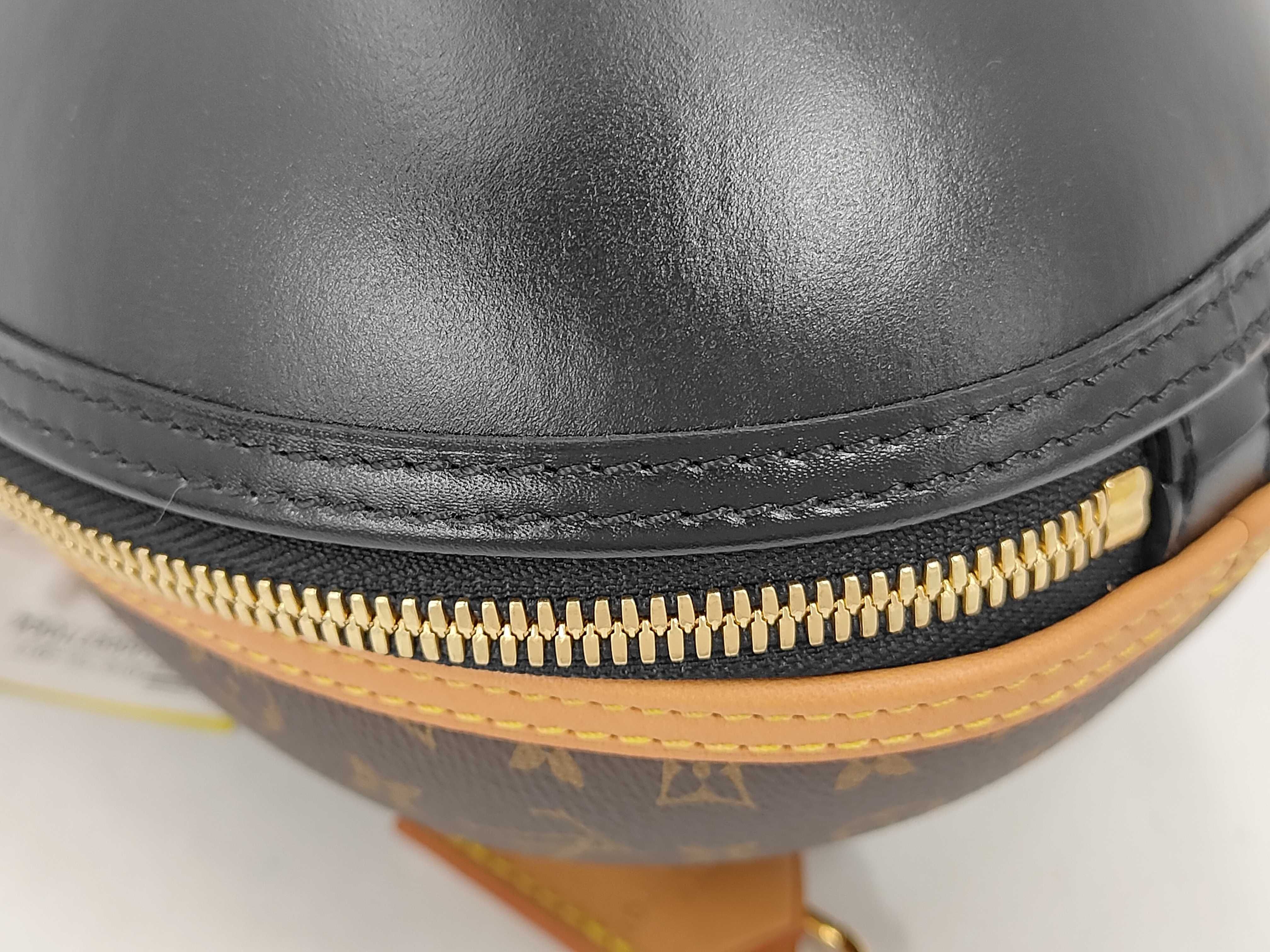 Monogram M44587 Egg Bag Shoulder Bag — view 3