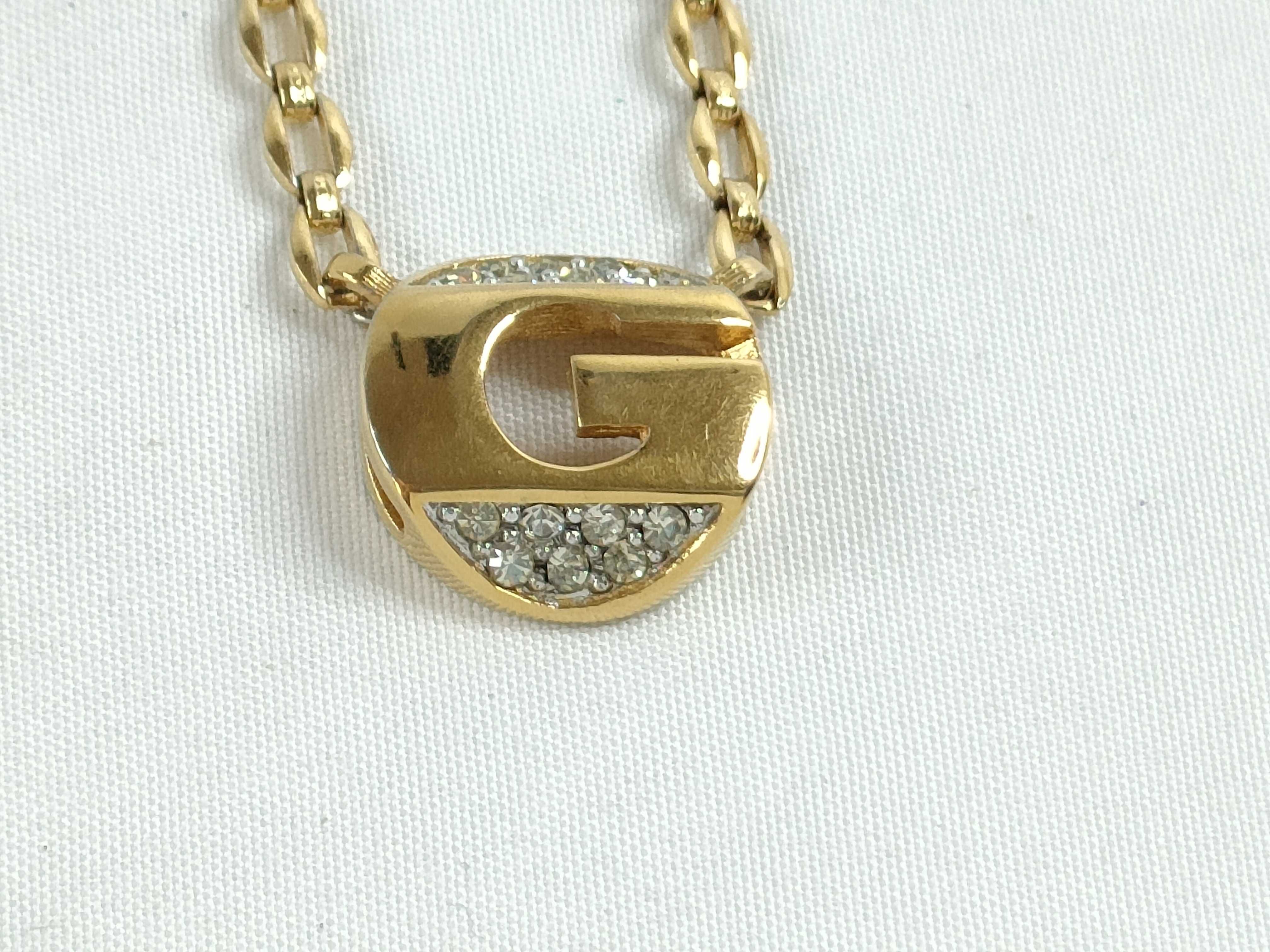G Logo Circle Rhinestone Gold Necklace