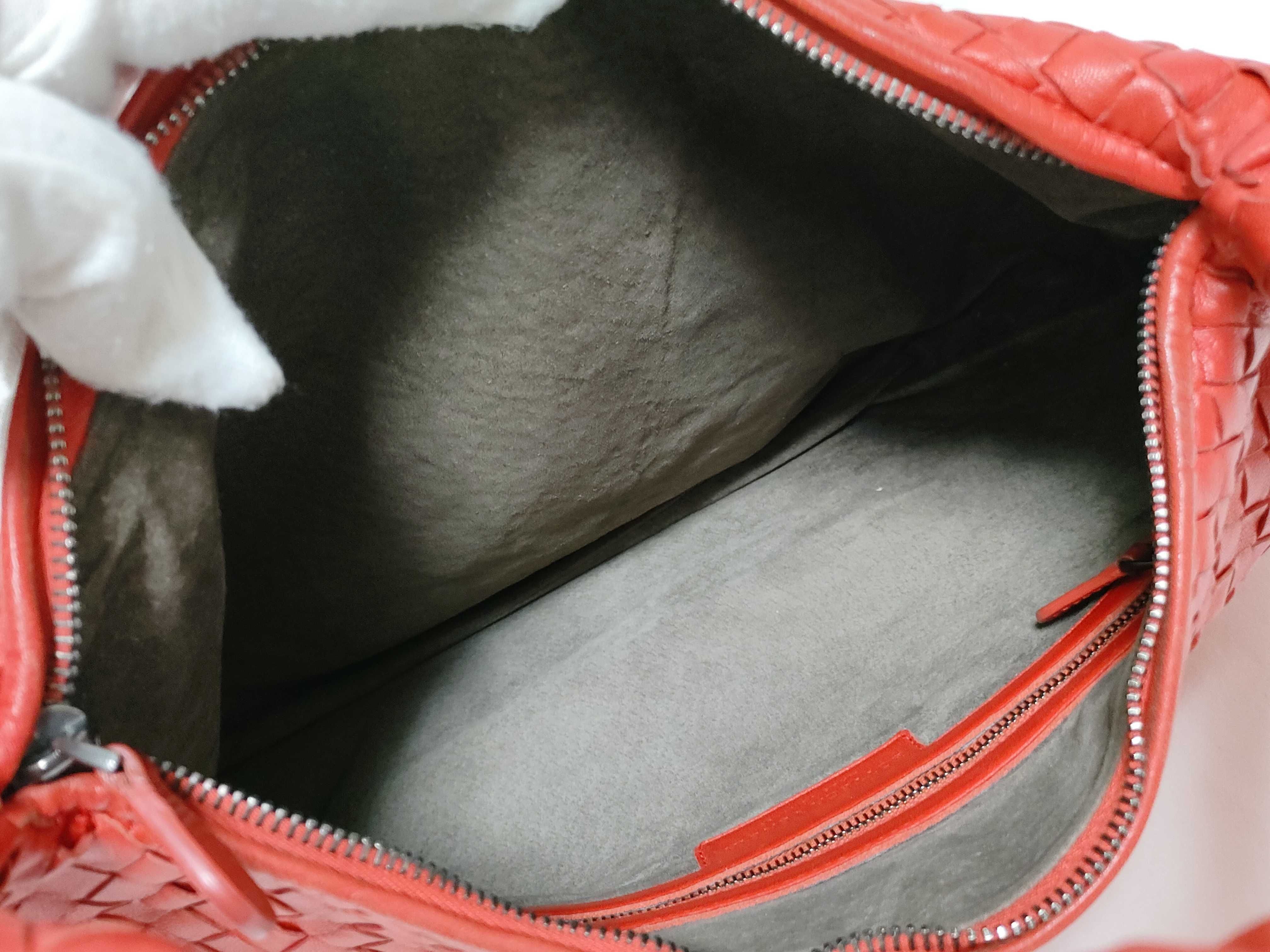 Intrecciato Handbag Shoulder Bag — view 10