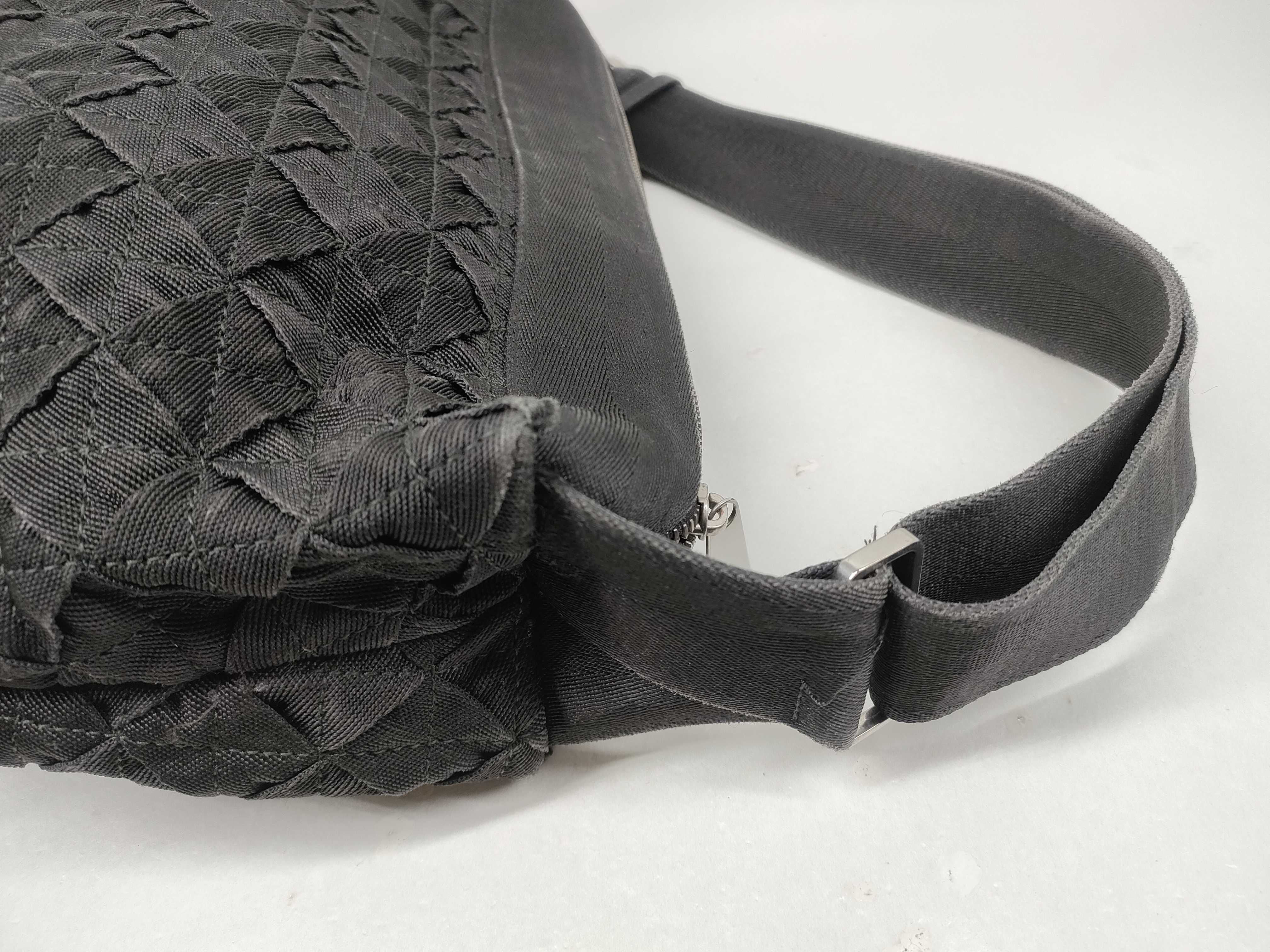 Intrecciato 657952 Shoulder Bag, Black — view 5