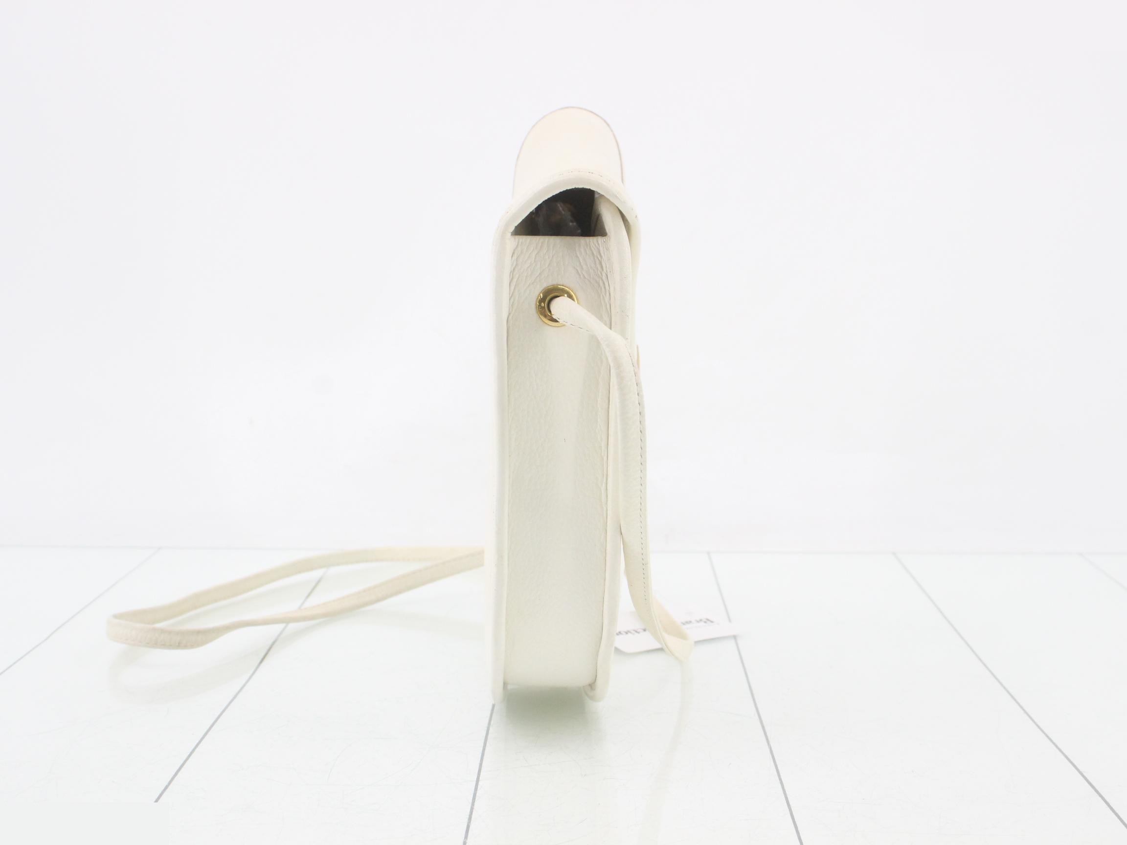 White leather shoulder bag — view 4