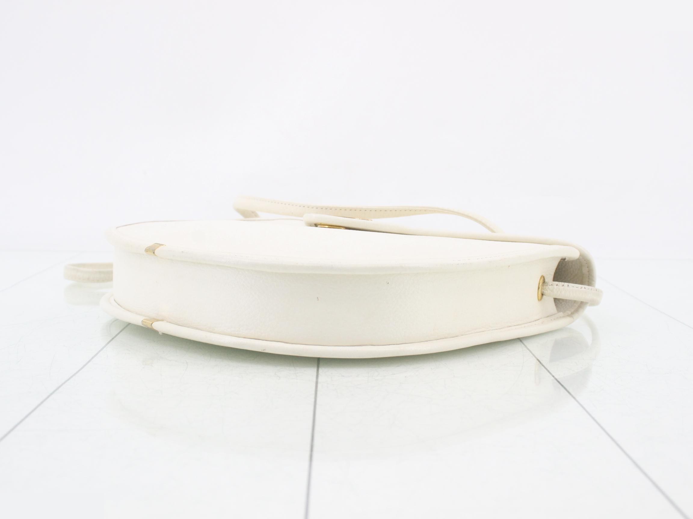 White leather shoulder bag — view 6
