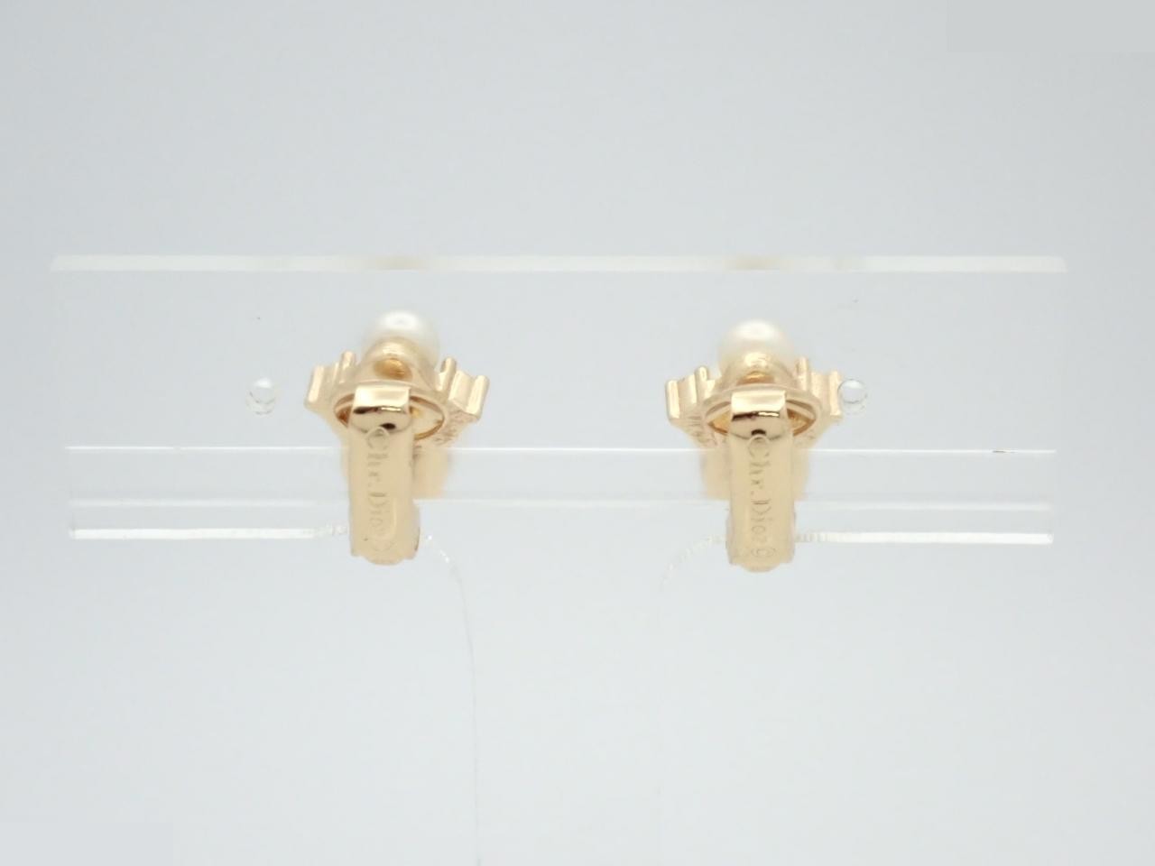 Gold earrings — view 2