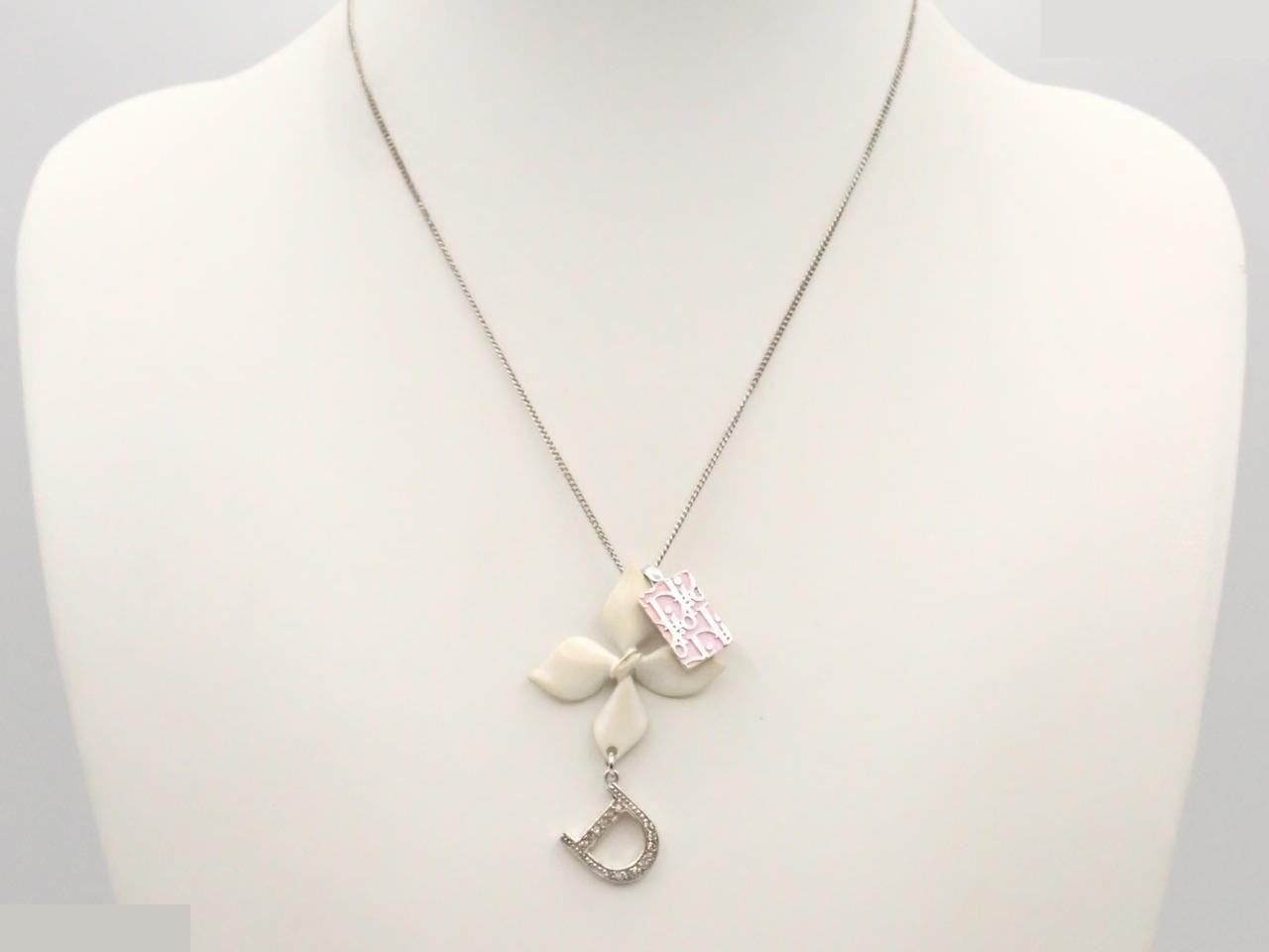Trotter Rhinestone Flower Necklace Pendant — view 3