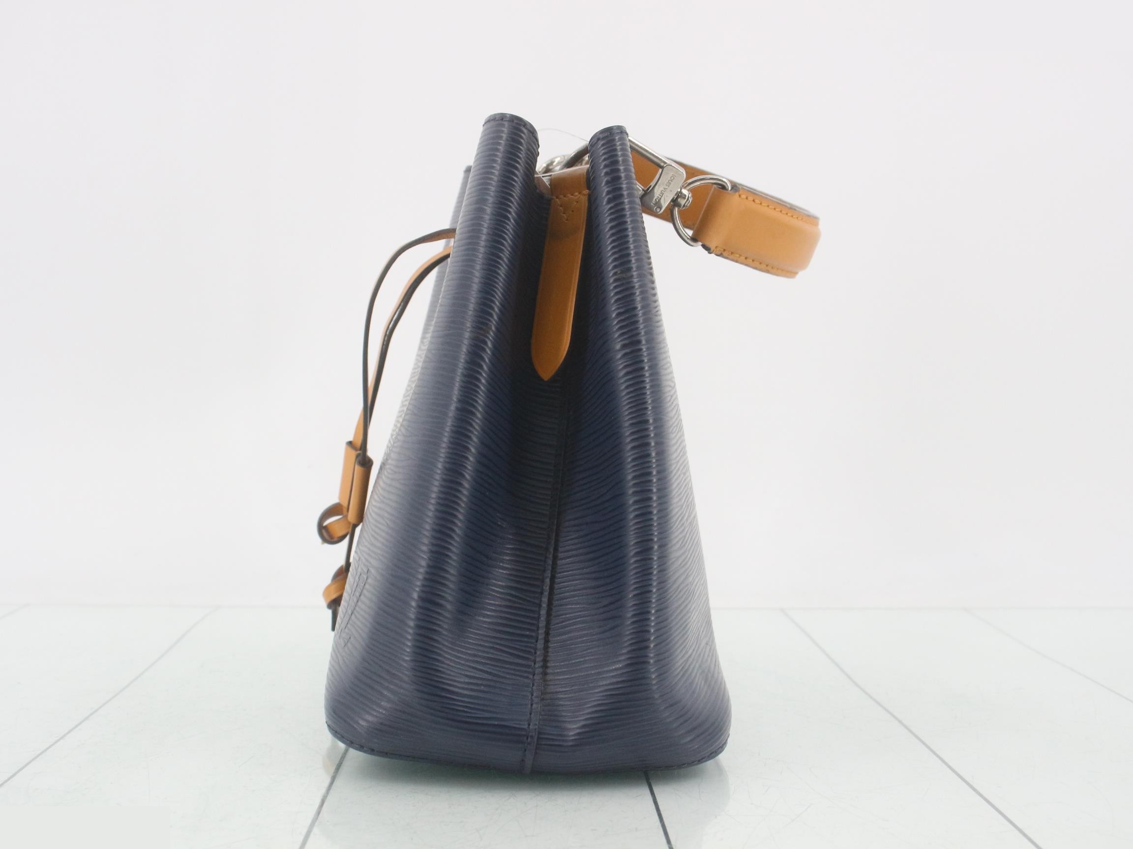 M53610 Epi Neo Noe BB Indigo/Saffron 2WAY — view 3