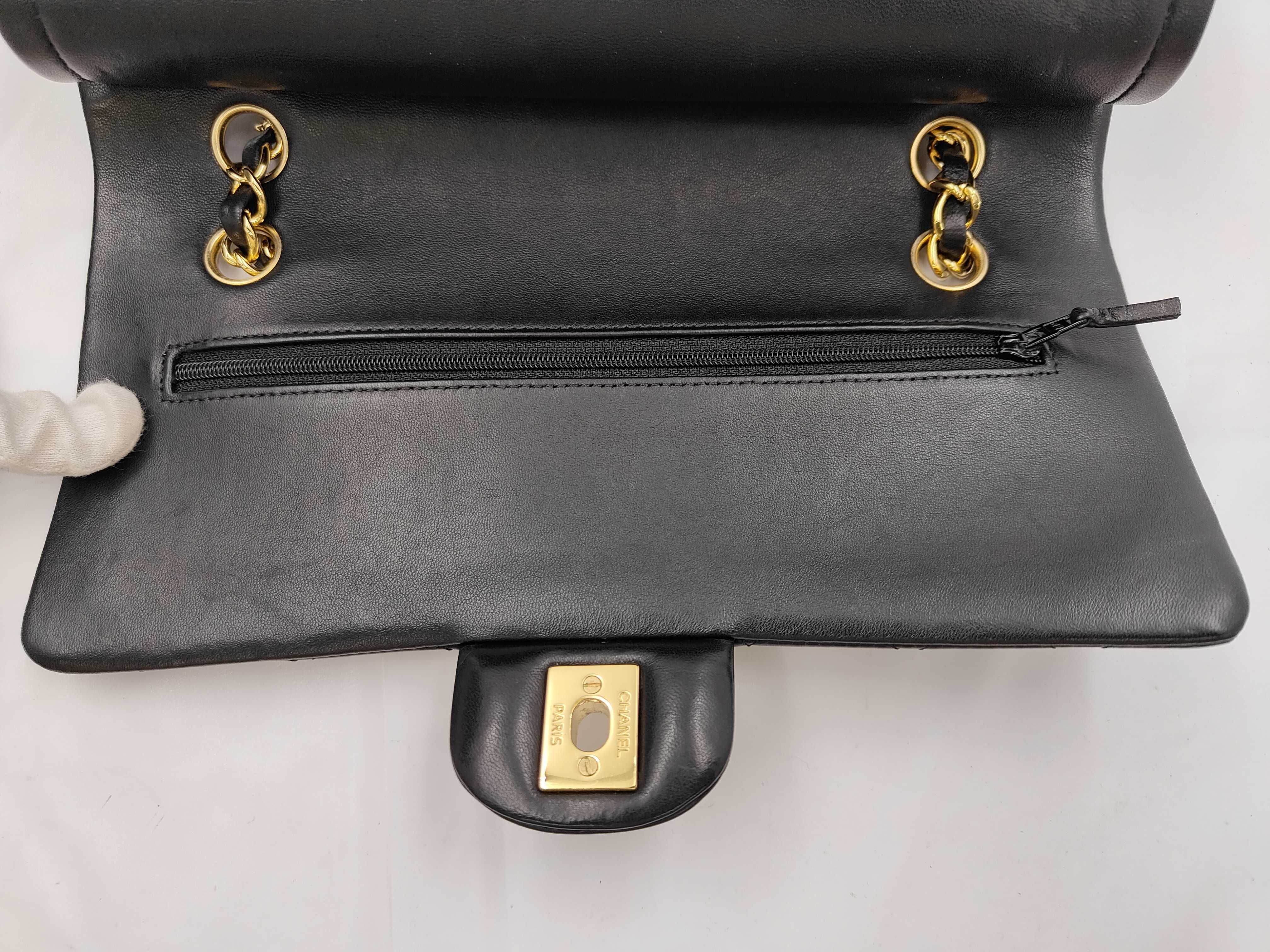 CF Medium Chain Bag Shoulder Bag — view 7