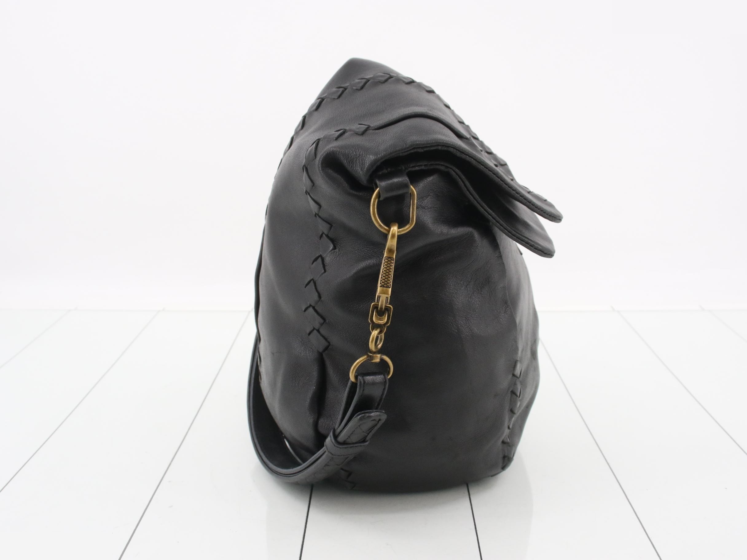 Intrecciato (bag) - Handbag - One-shoulder bag - Black — view 4