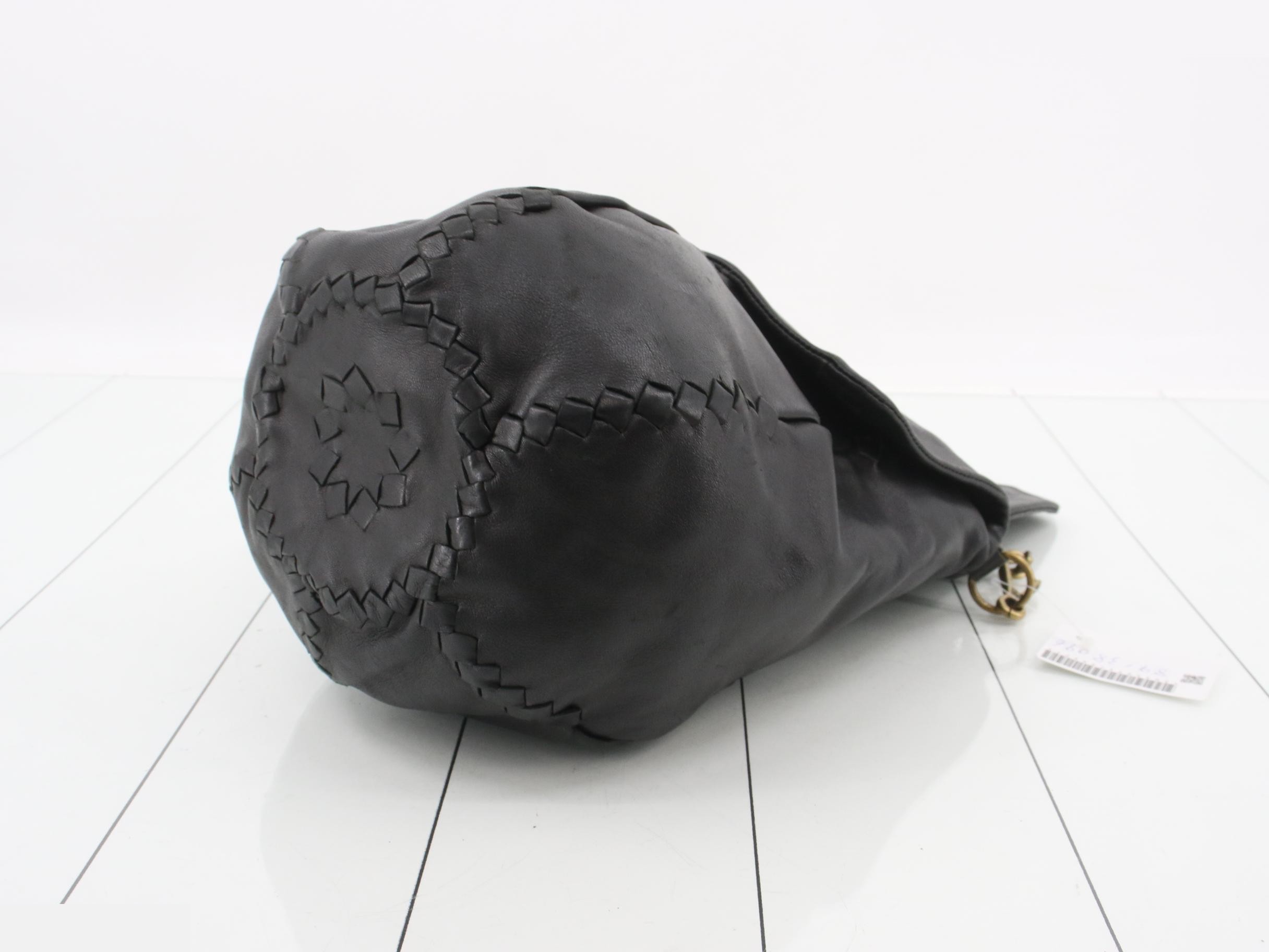 Intrecciato (bag) - Handbag - One-shoulder bag - Black — view 6