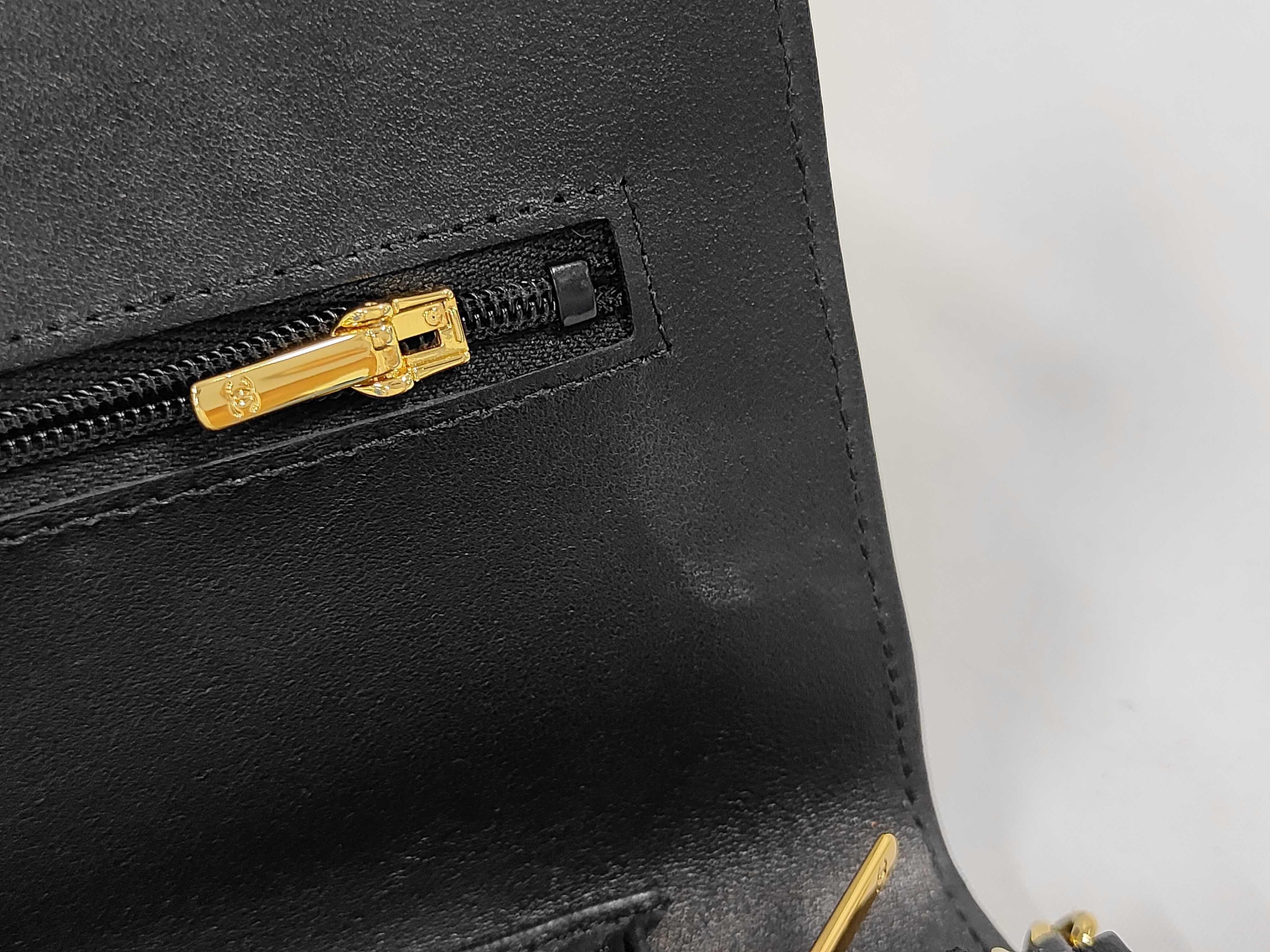 Matelassé Chain Wallet Shoulder Bag — view 12