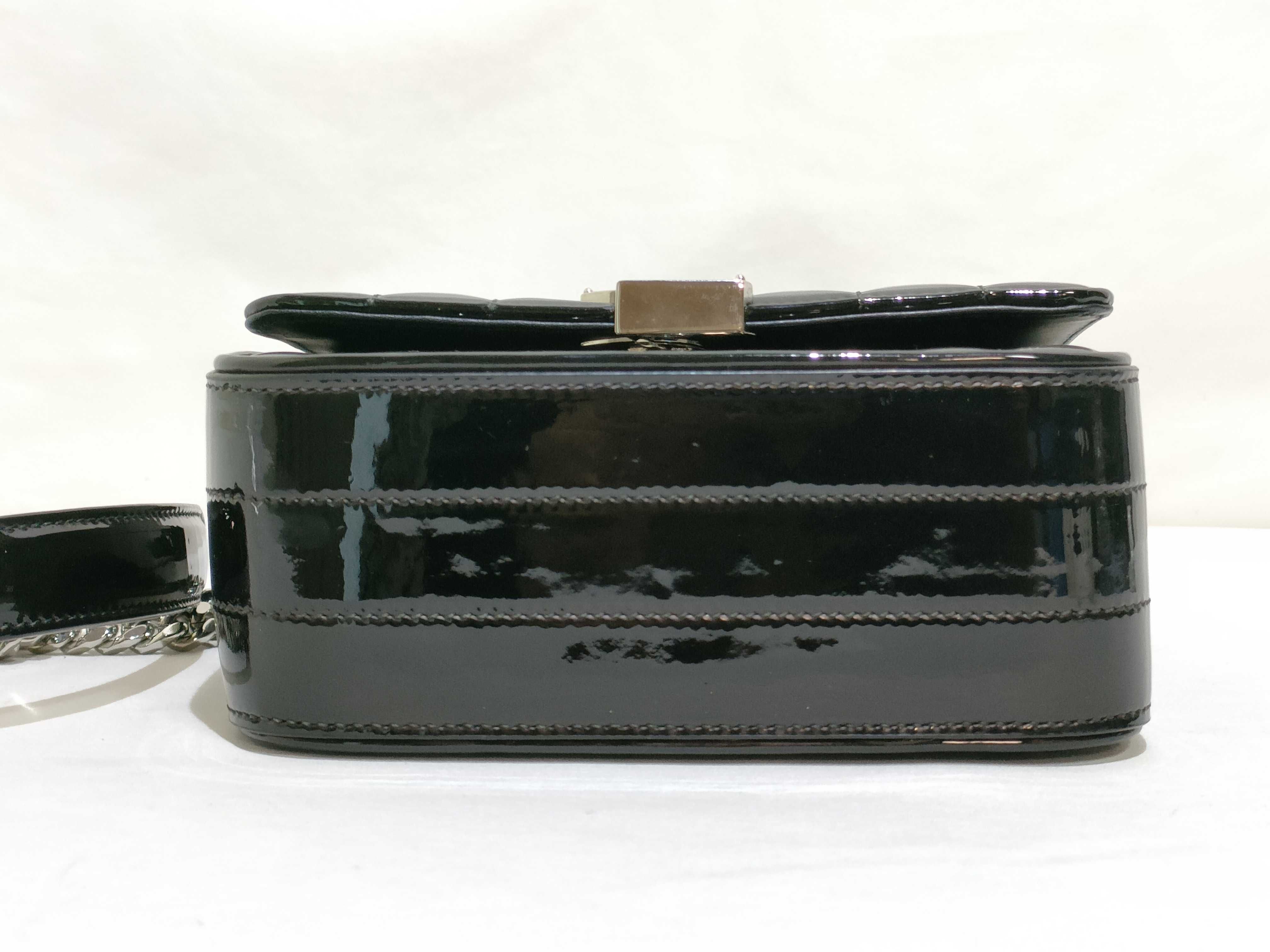 Cassandra Chain Shoulder Bag — view 7