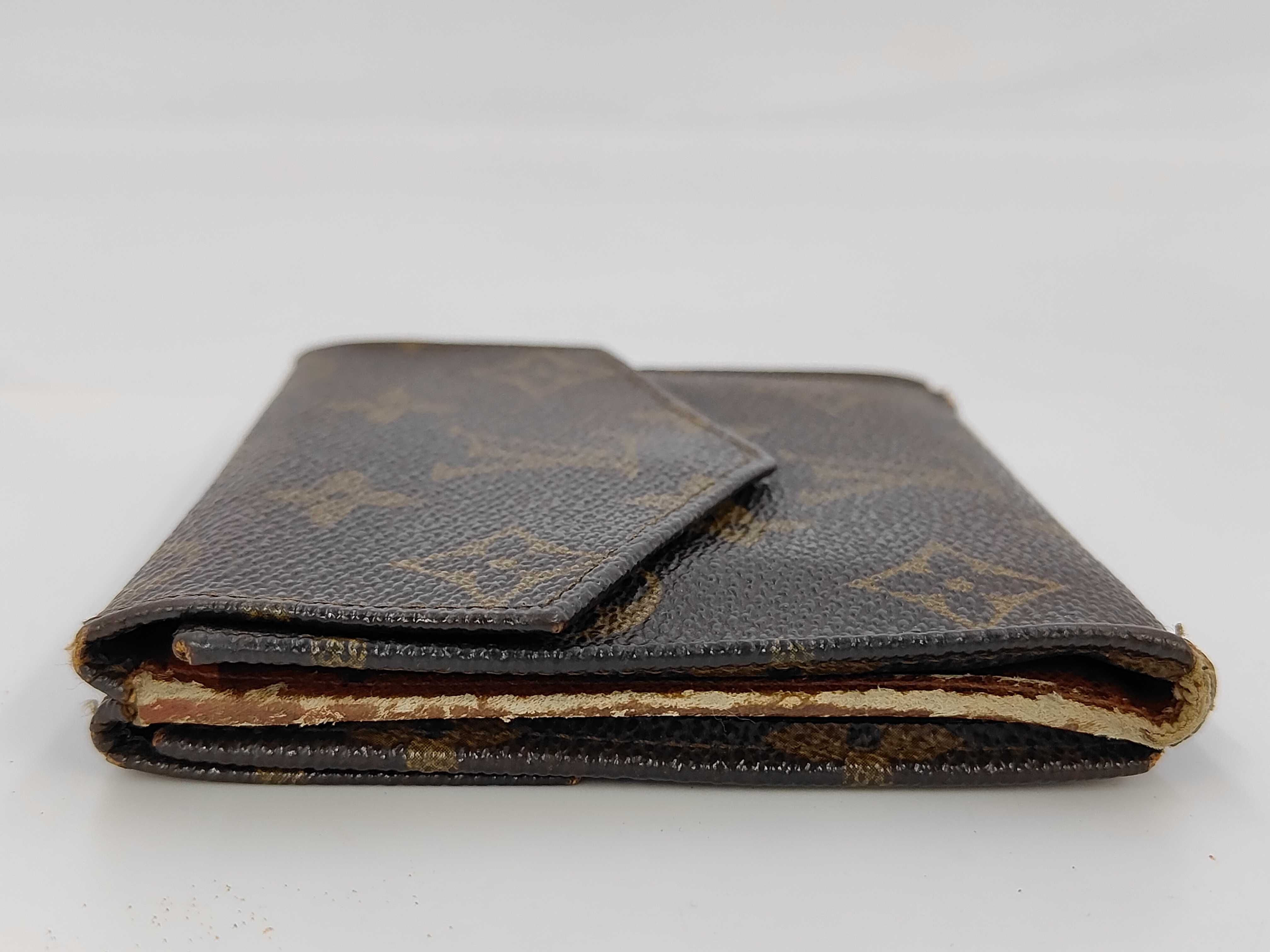 wallet — view 9