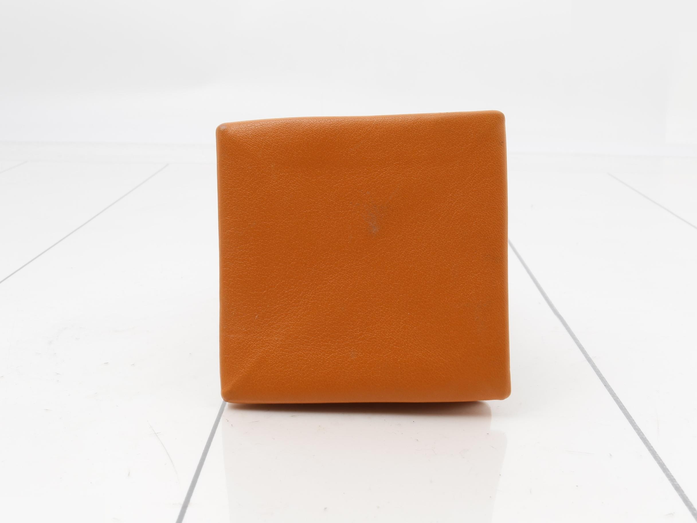 coin purse — view 2