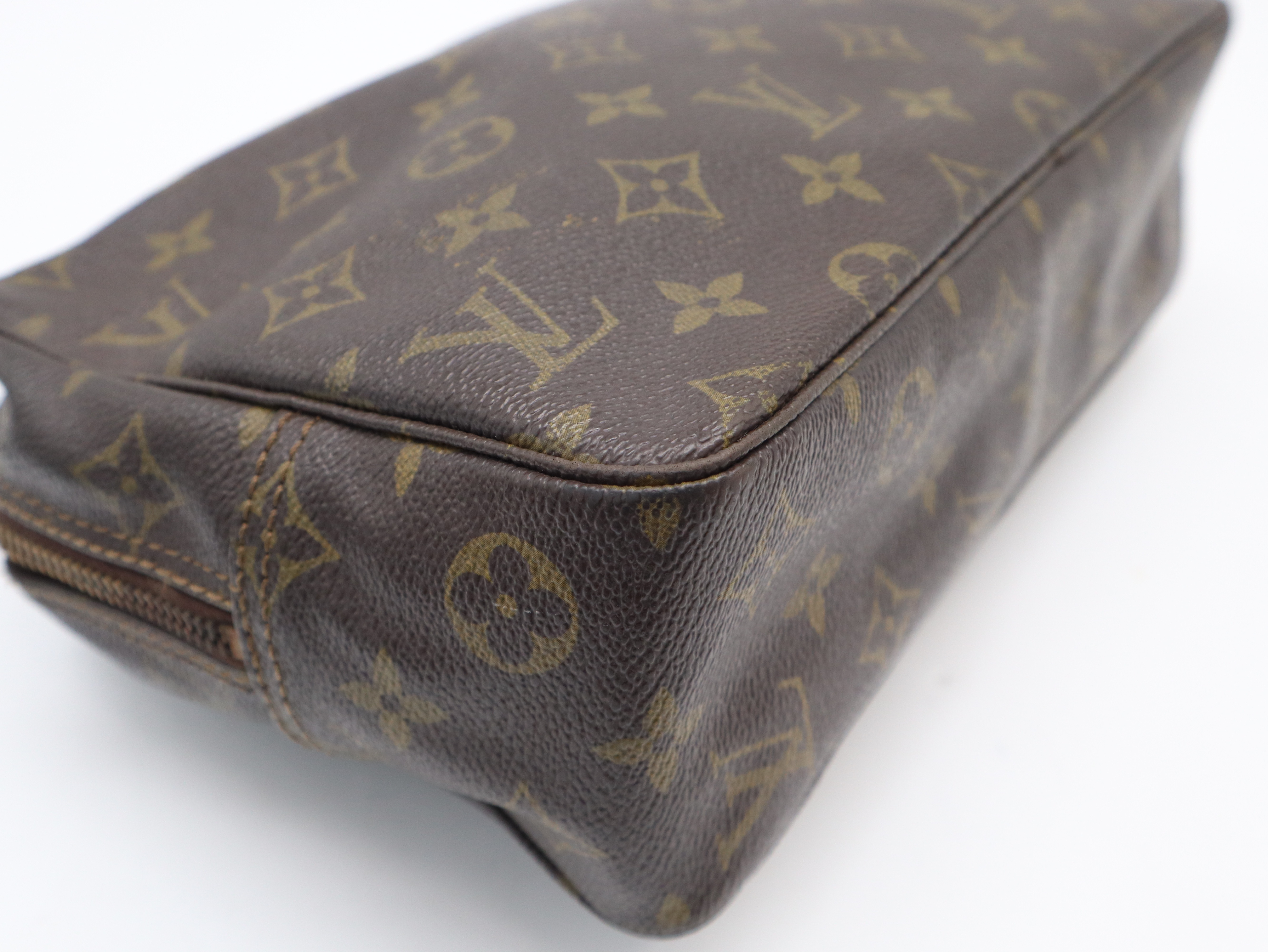 M47522 Monogram Trousse Toilette 28 Second Bag — view 7