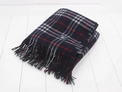 Lap blanket, Nova Check pattern, navy, 100% wool, 76 x 202 cm