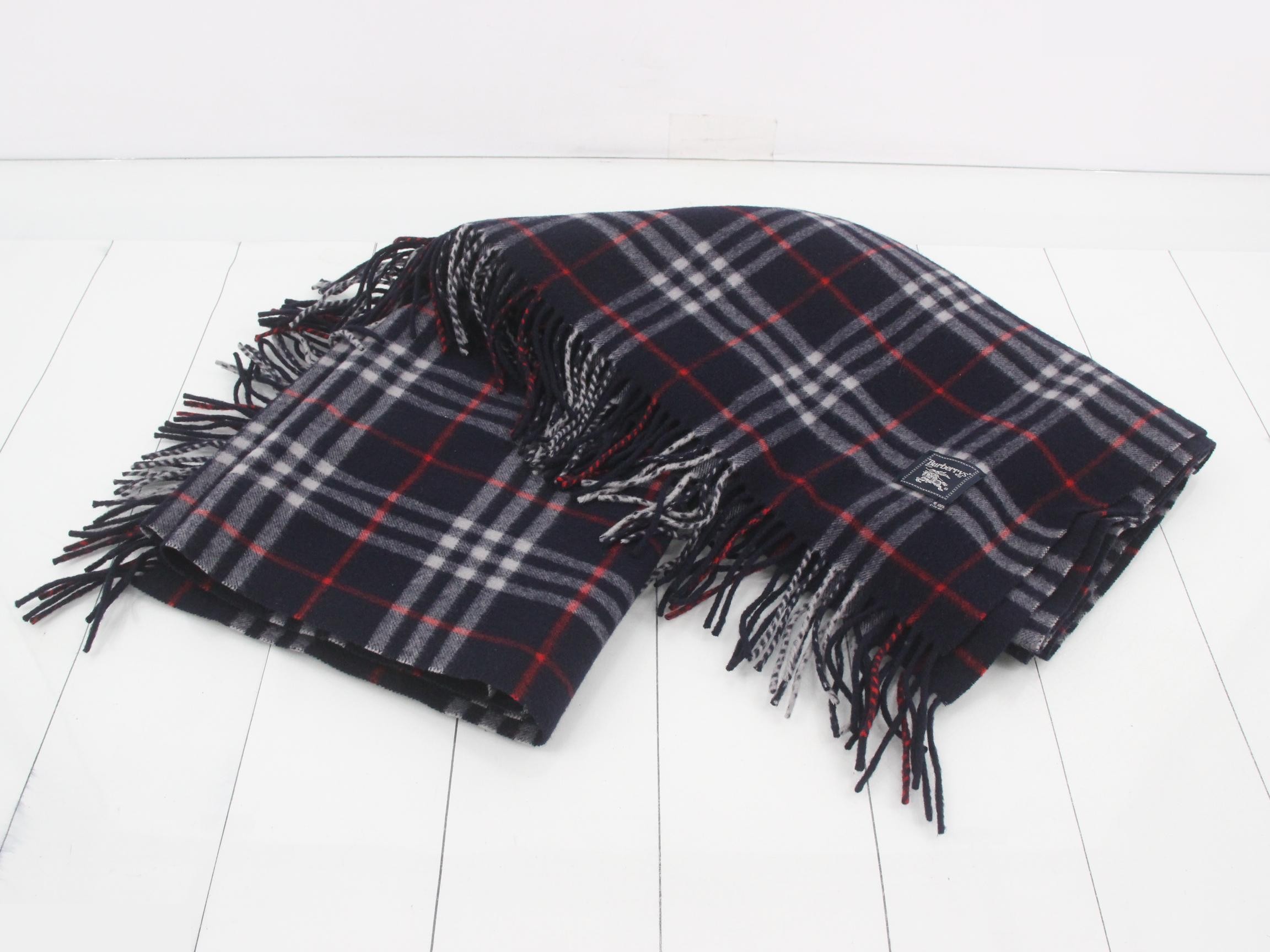 Lap blanket, Nova Check pattern, navy, 100% wool, 76 x 202 cm — view 2