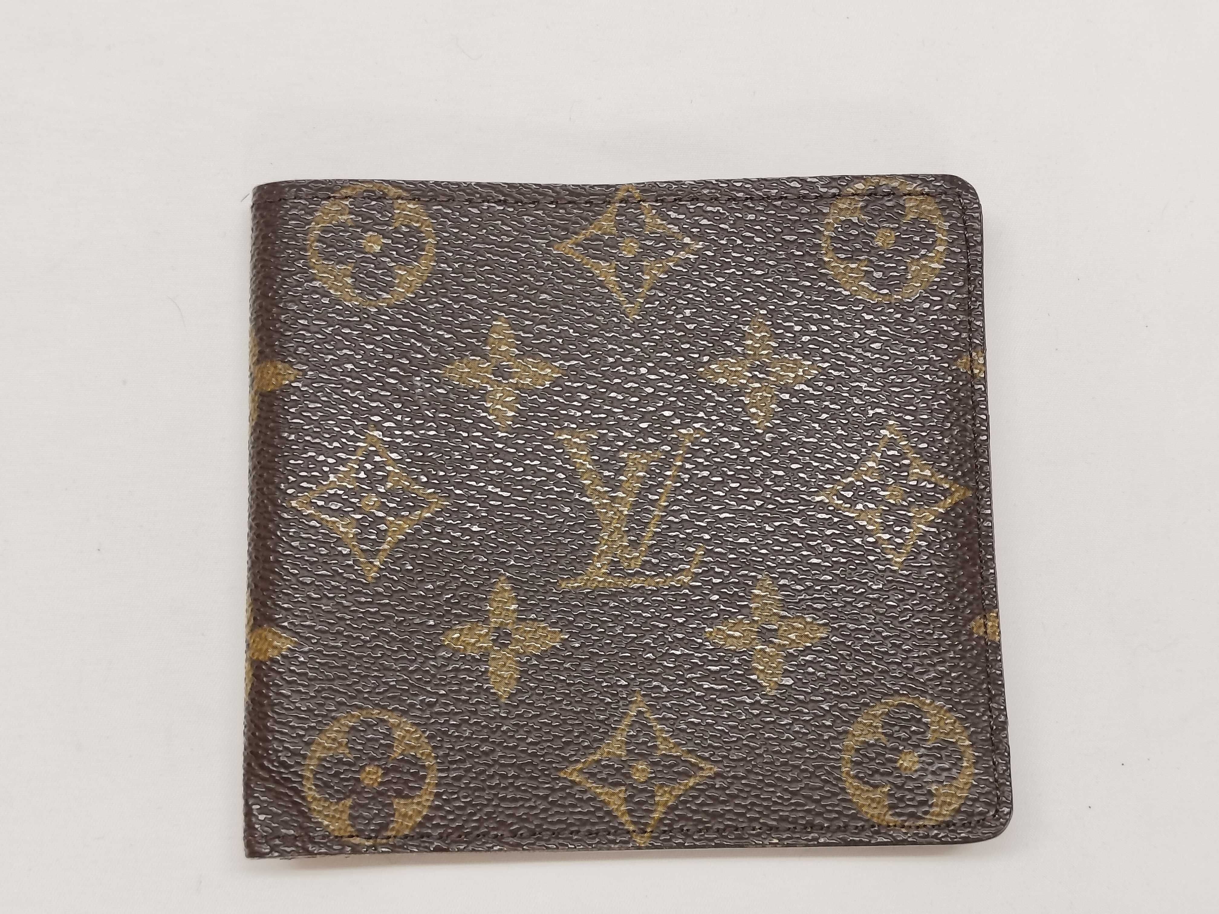 Monogram M60879 Porte Bier Cult Credit / Wallet