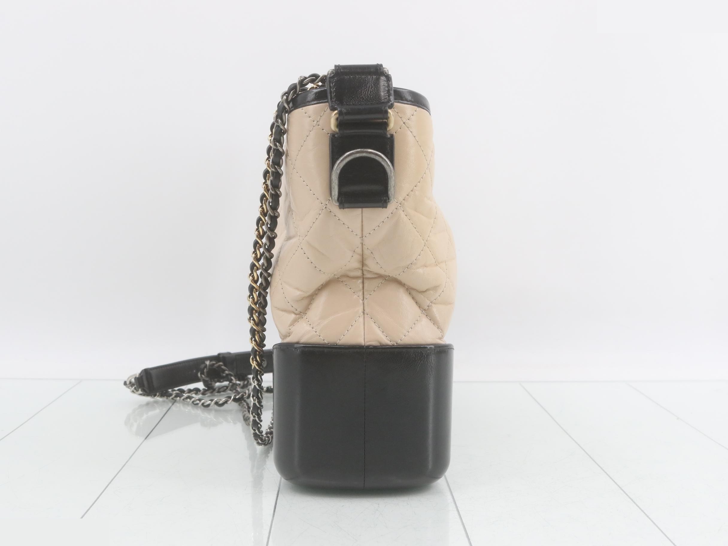 Gabrielle de Chanel Chain Shoulder Bag — view 3