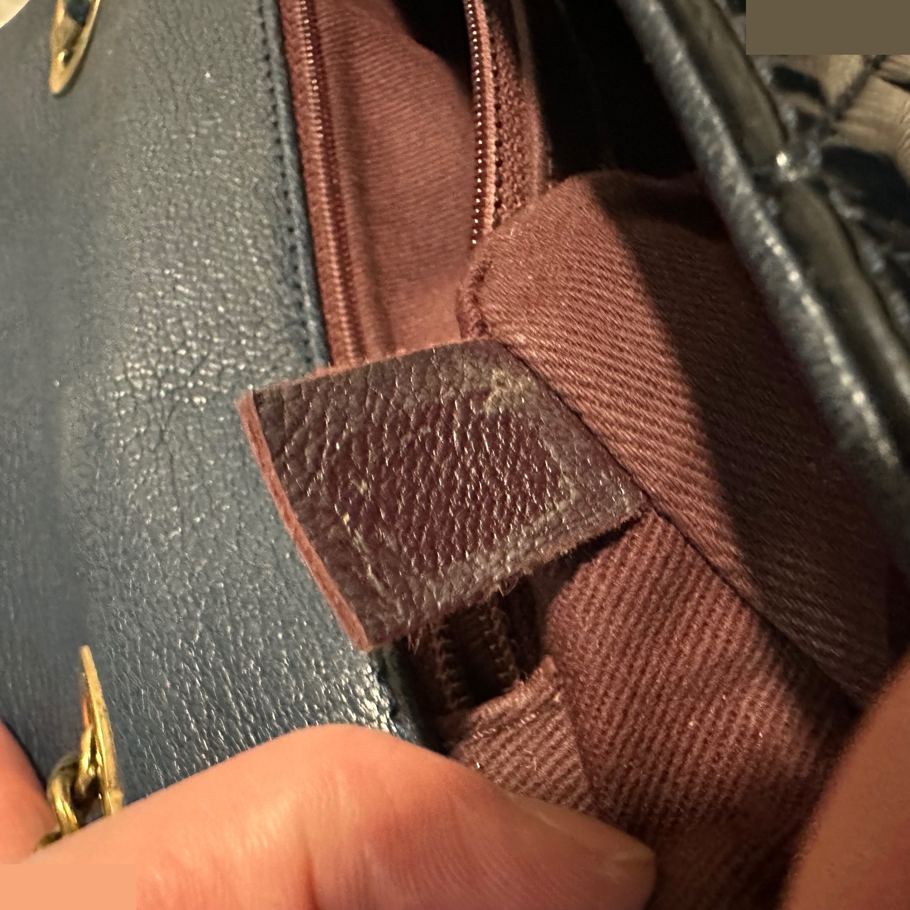 Matelassé Patent Leather Single Flap Double Chain Bag — view 11
