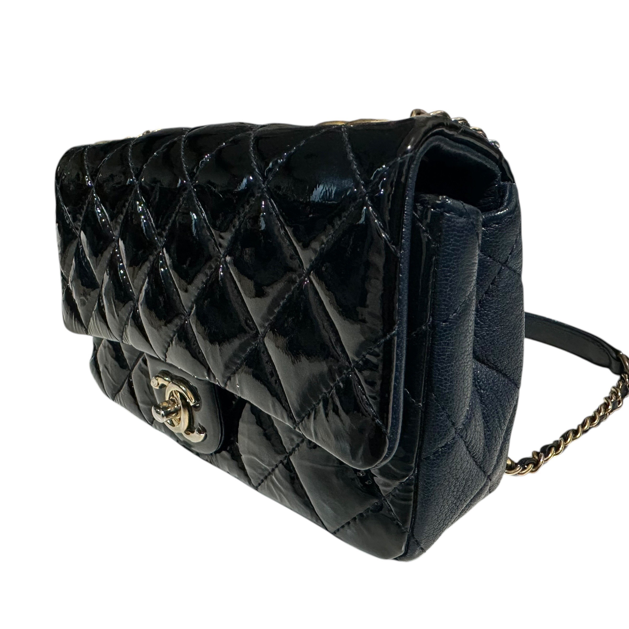 Matelassé Patent Leather Single Flap Double Chain Bag — view 6