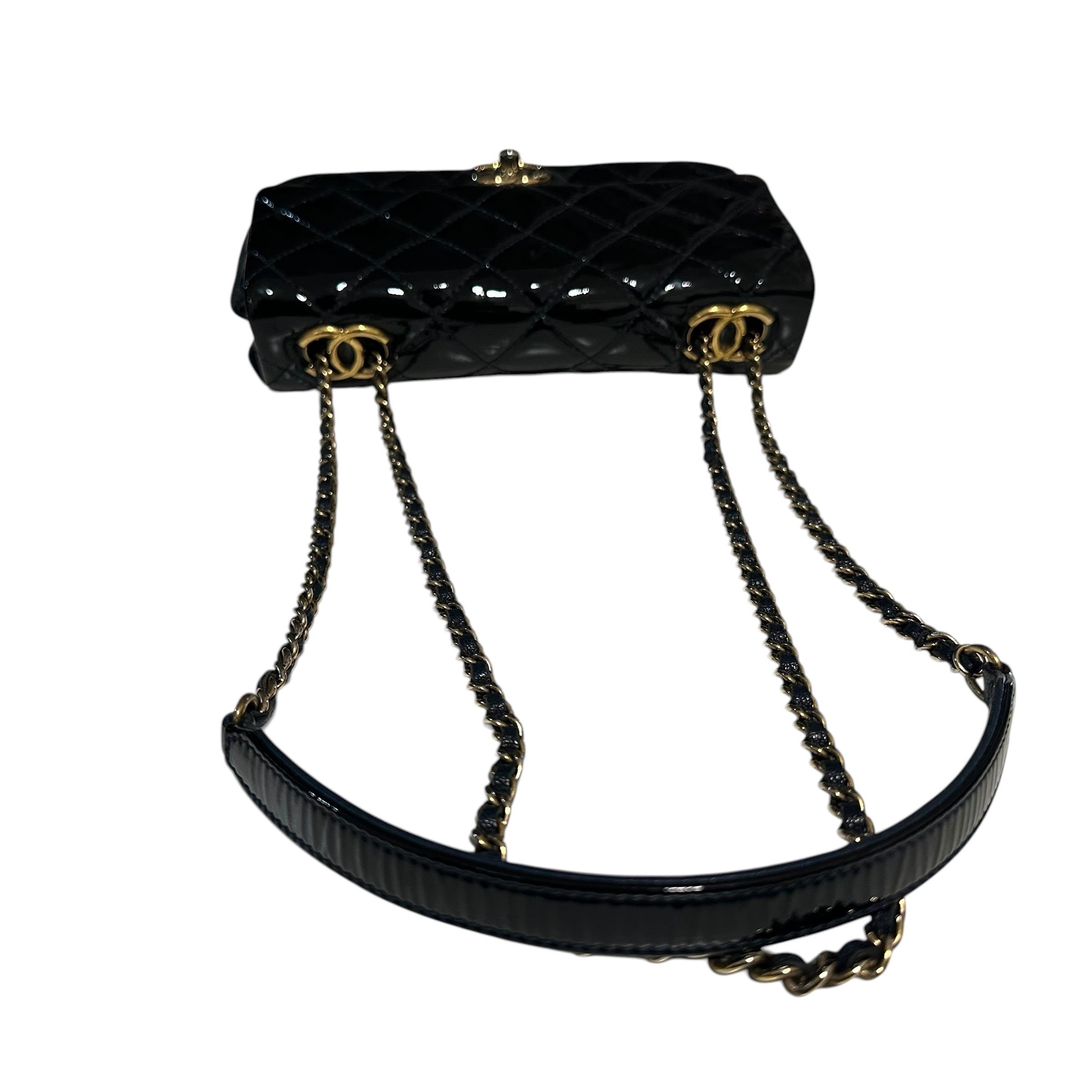Matelassé Patent Leather Single Flap Double Chain Bag — view 7