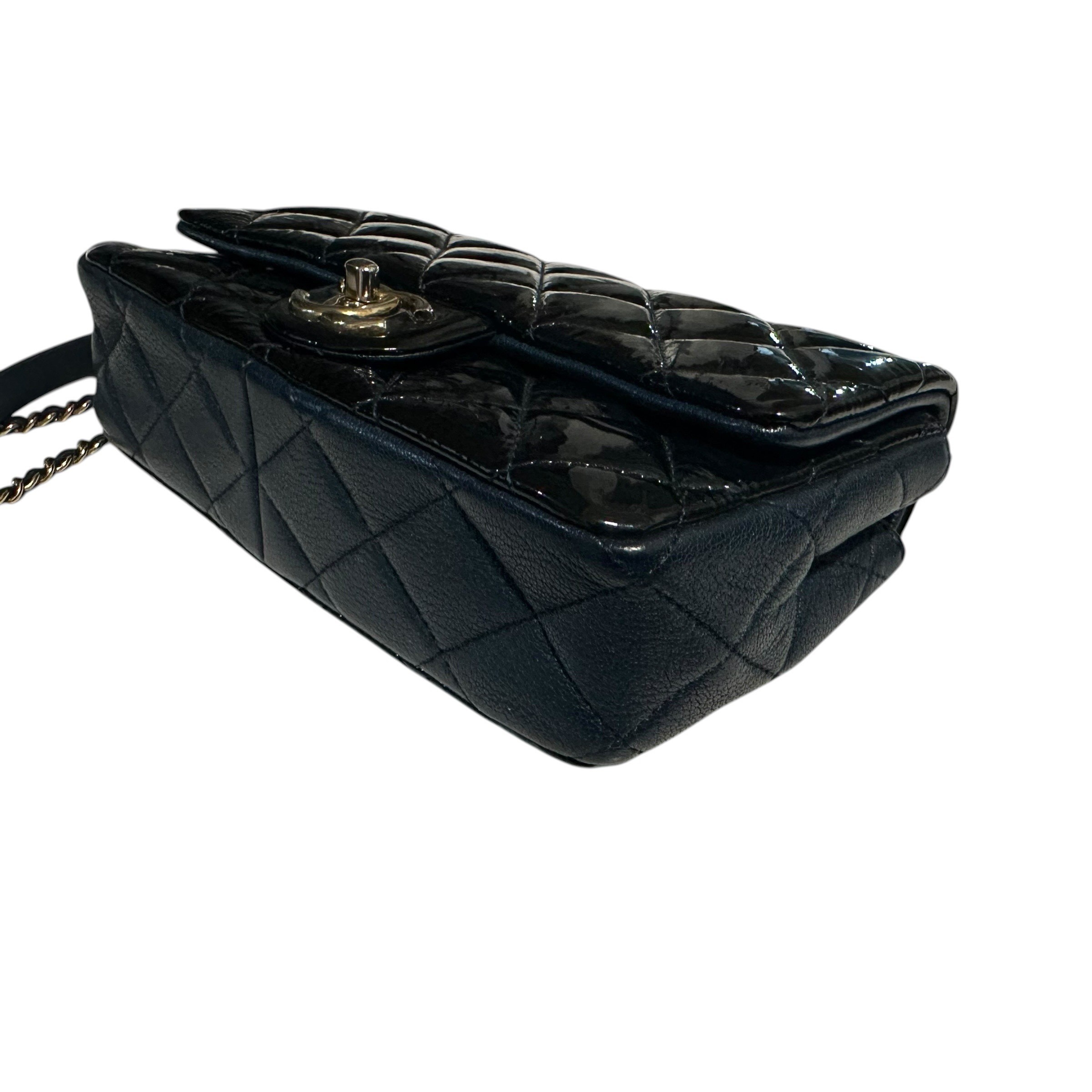 Matelassé Patent Leather Single Flap Double Chain Bag — view 8