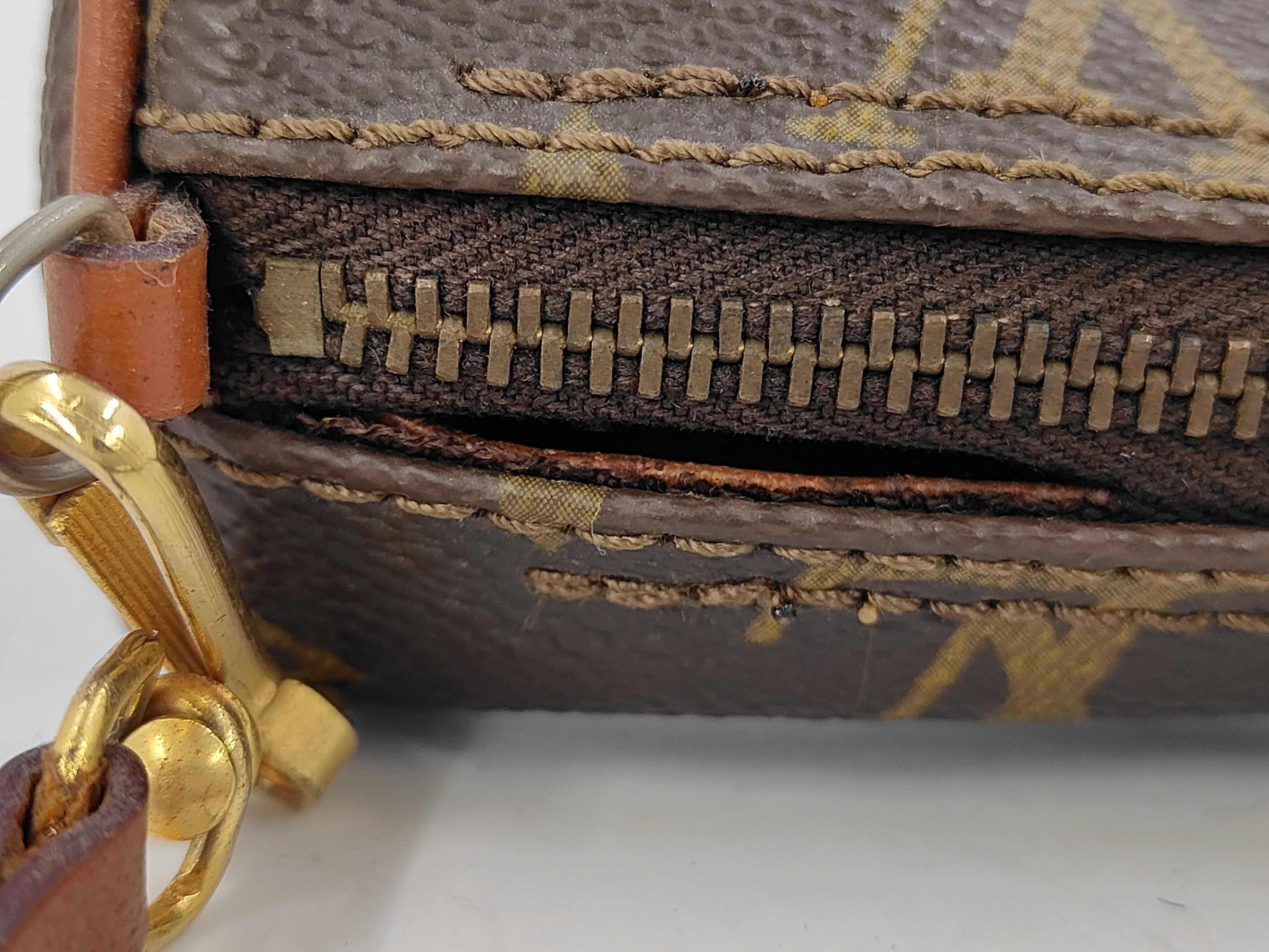 Monogram Louis Vuitton Monogram Papillon attached pouch — view 8
