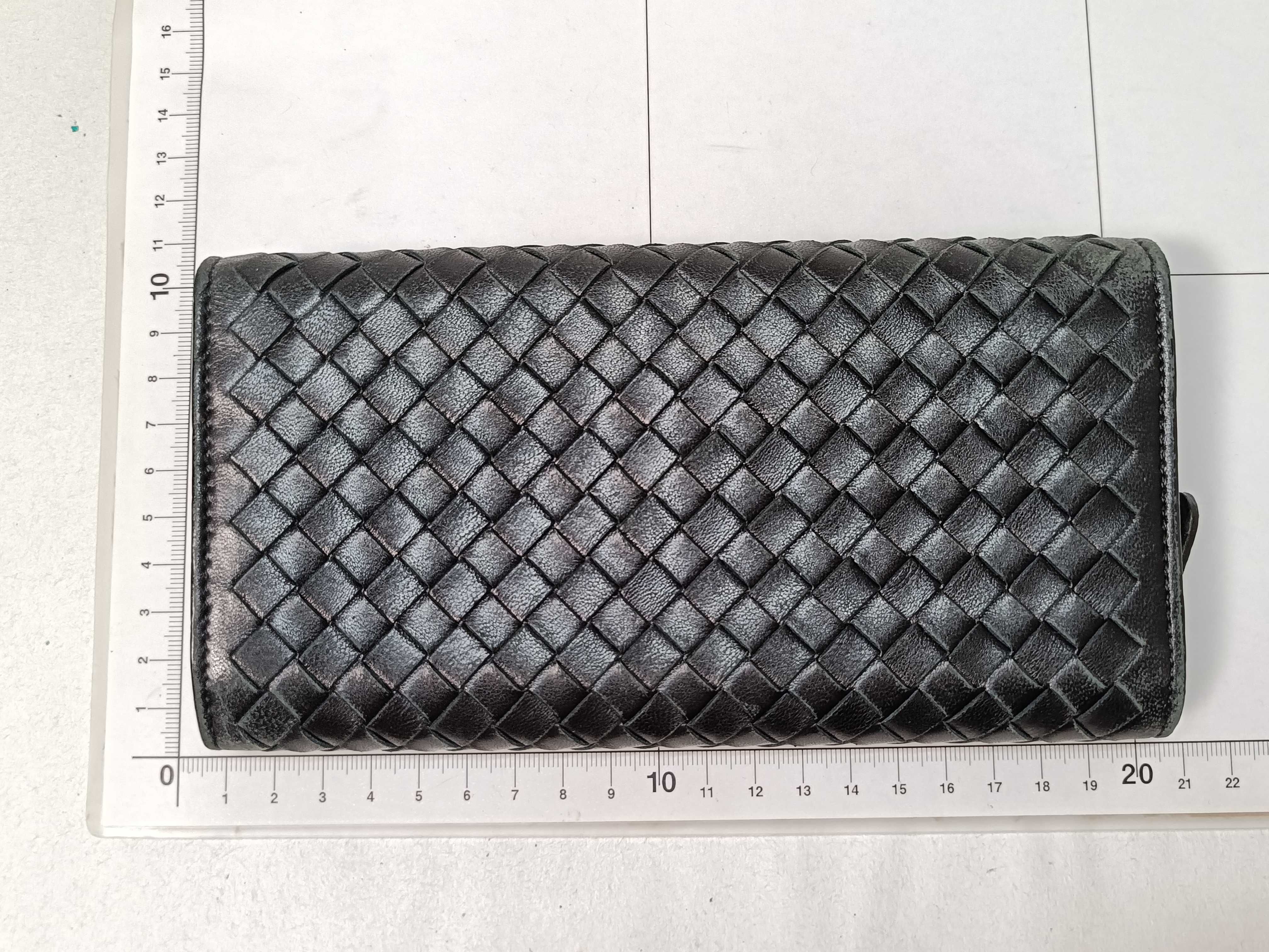 Intrecciato Long Wallet — view 2
