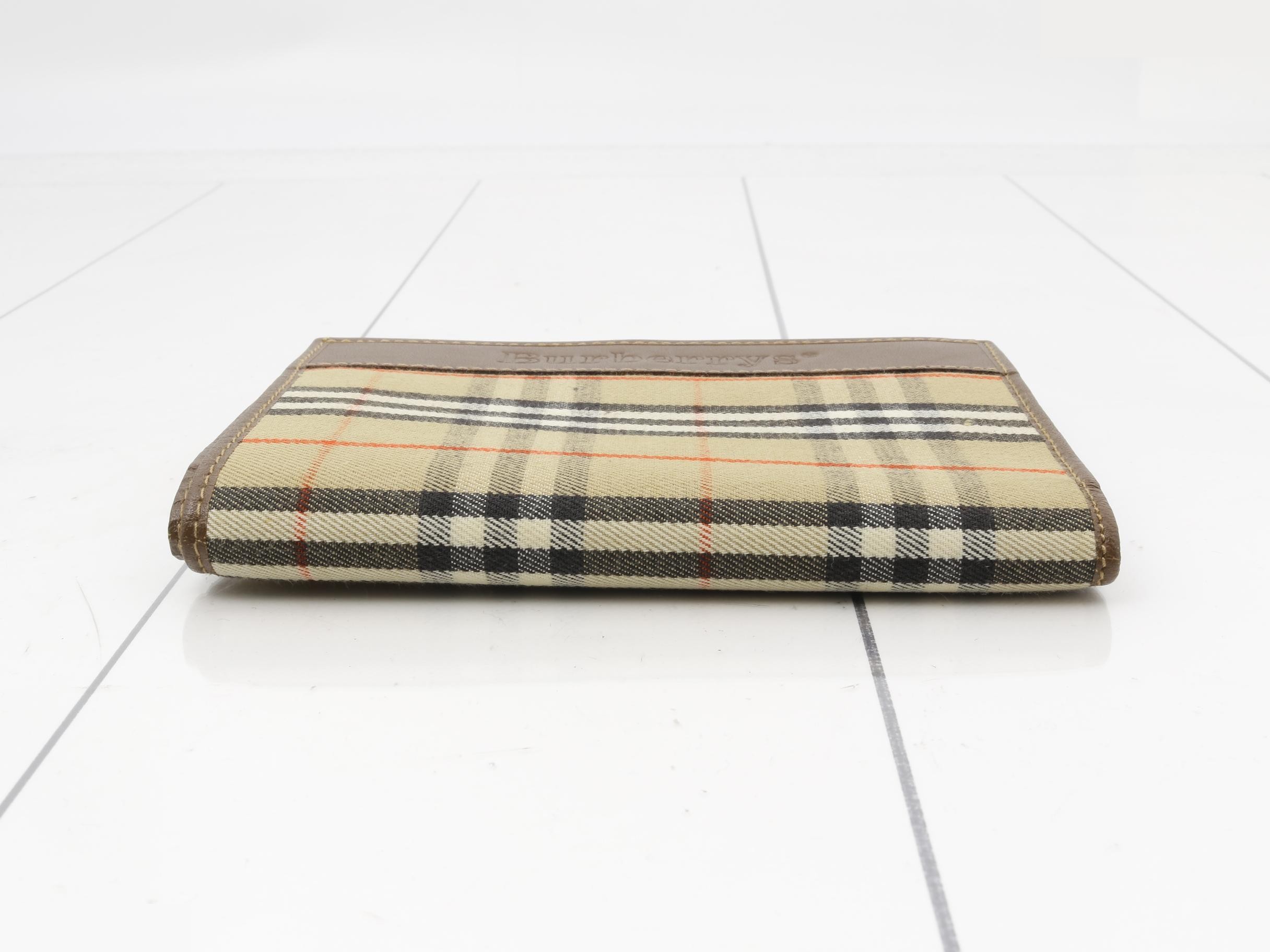 Burberrys Nova Check Bi-fold Wallet — view 3