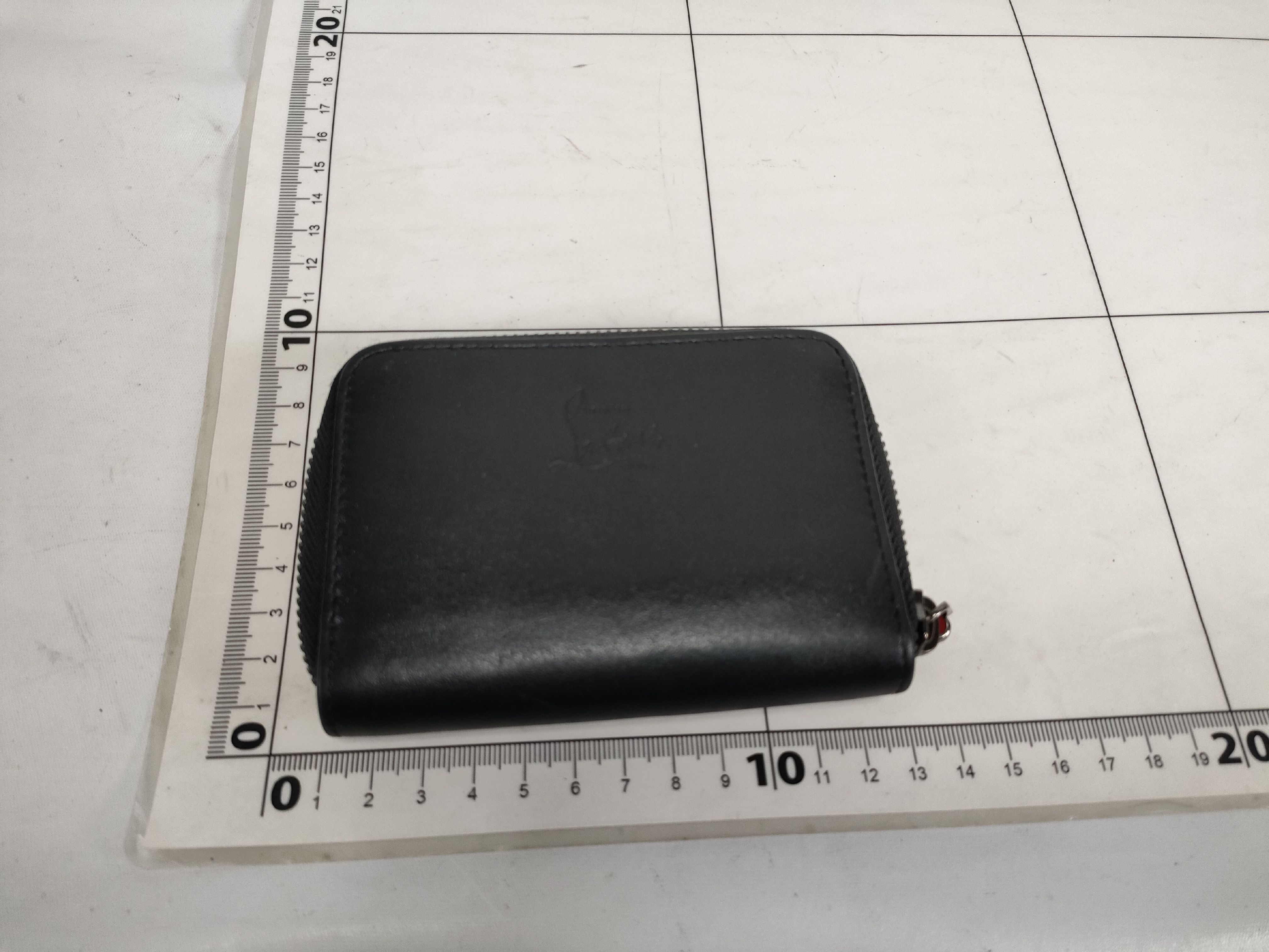 coin case — view 2