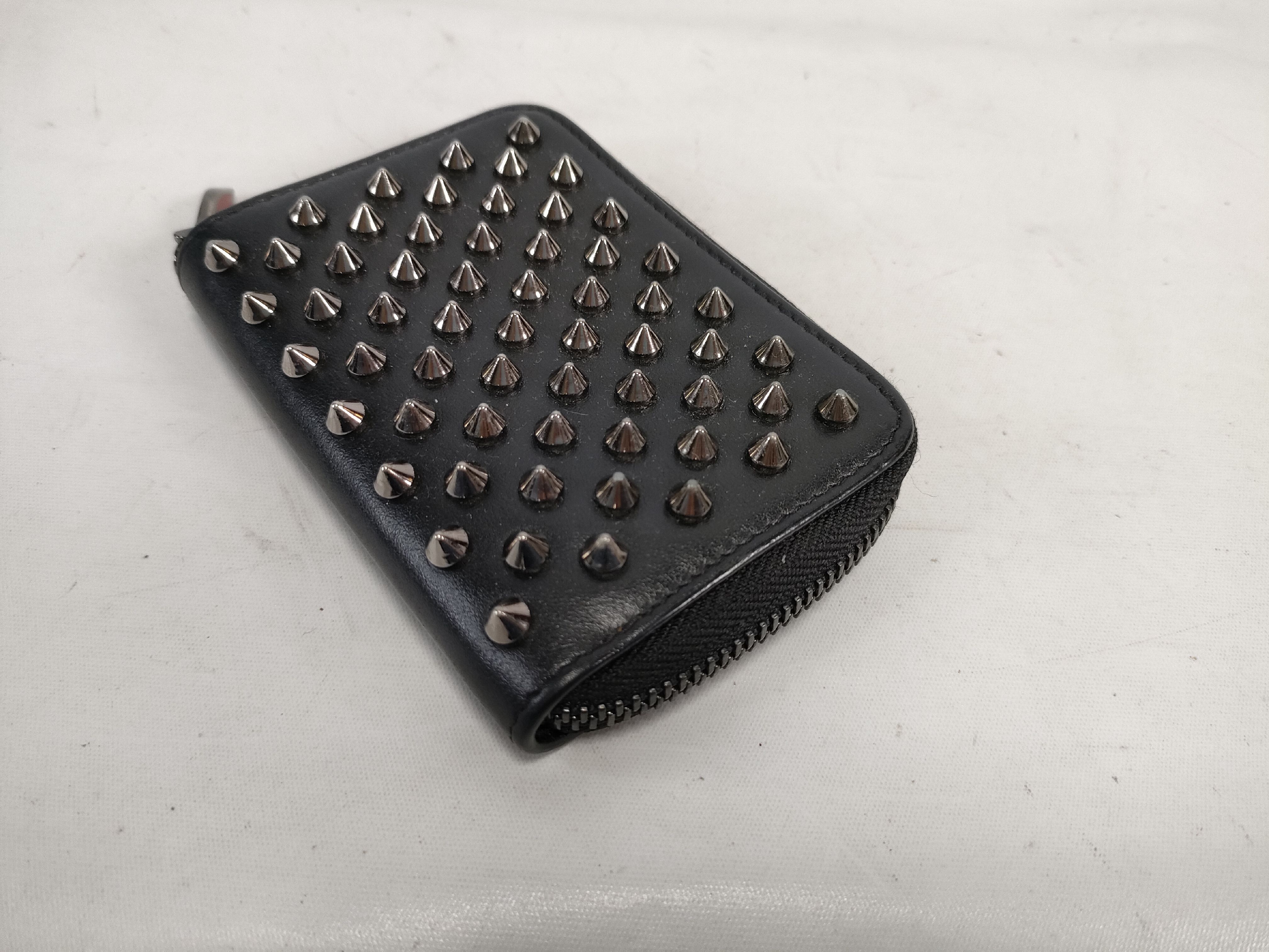 coin case — view 3