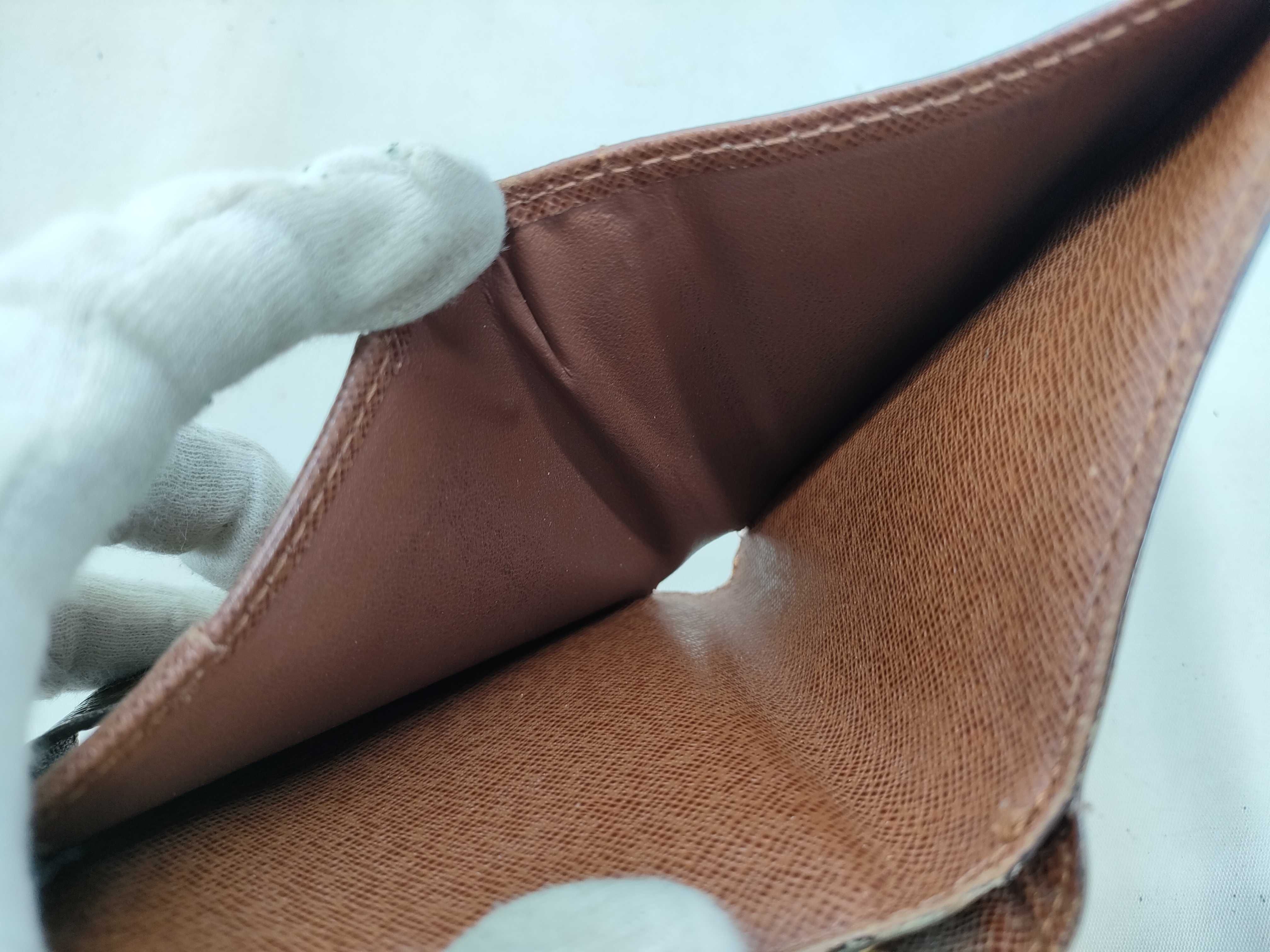 Monogram Louis Vuitton Monogram Compact Zip M61667 CA0074 Wallet — view 11