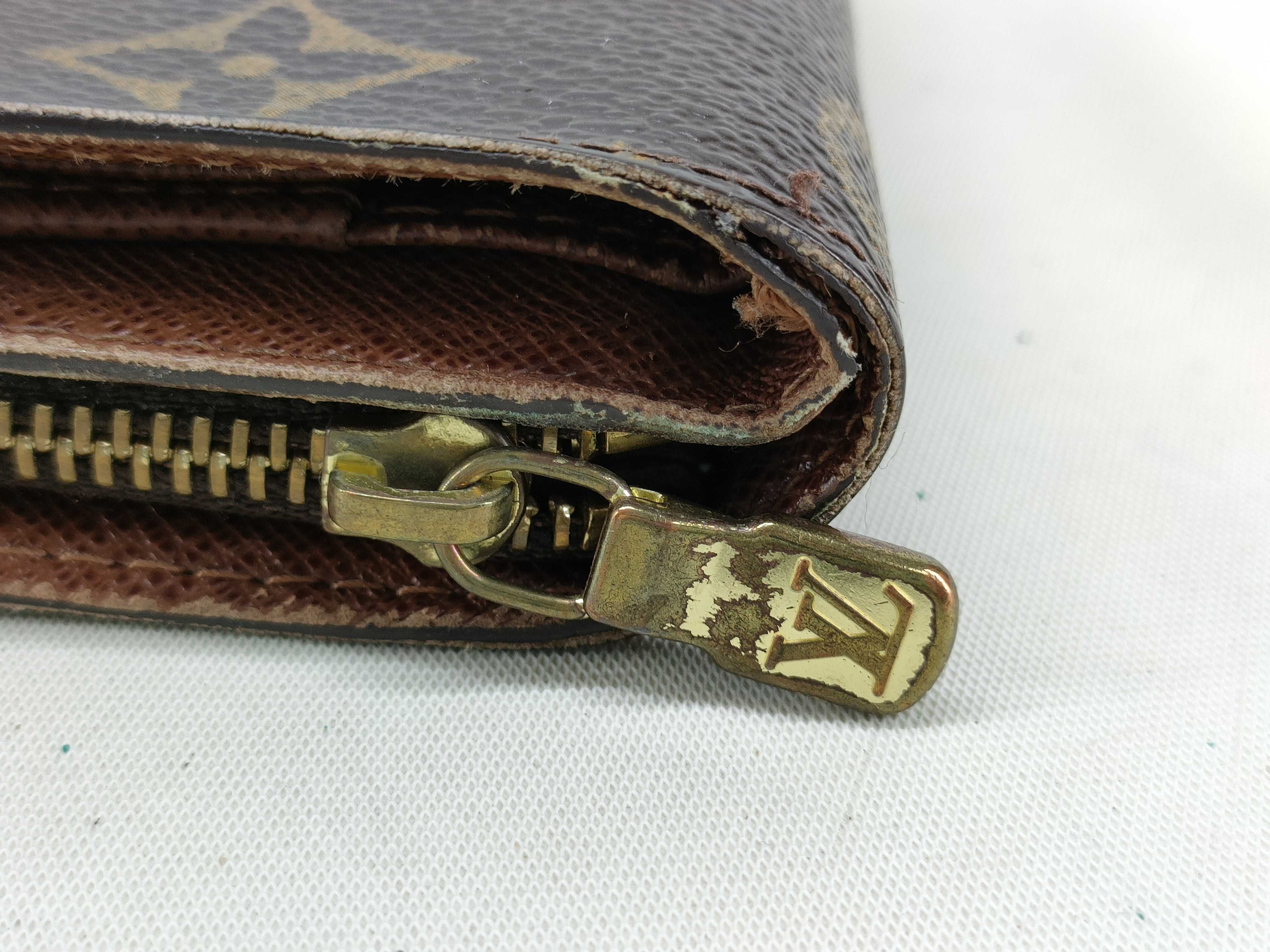 Monogram Louis Vuitton Monogram Compact Zip M61667 CA0074 Wallet — view 7