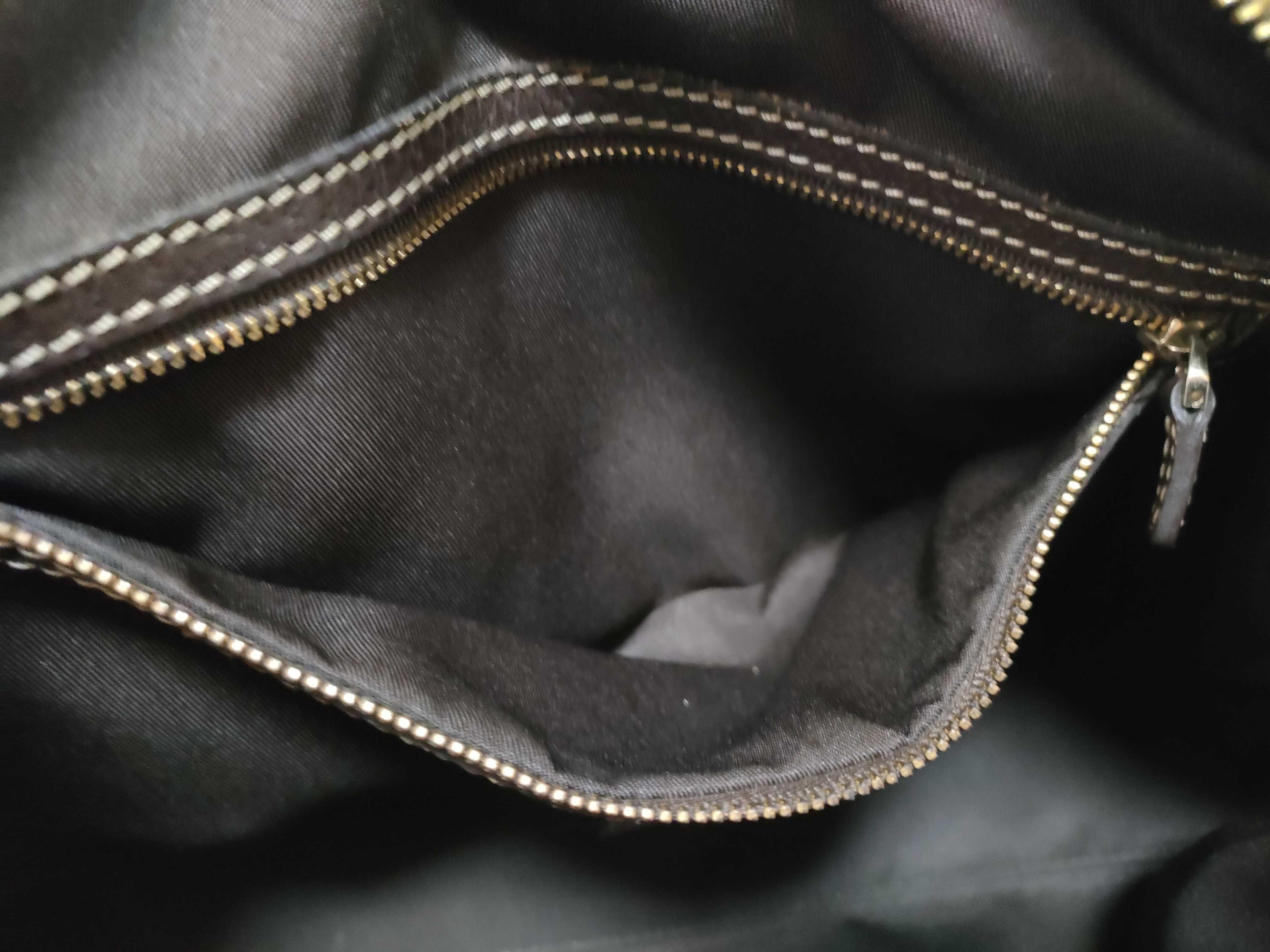 GG Canvas Mini Boston Bag — view 11