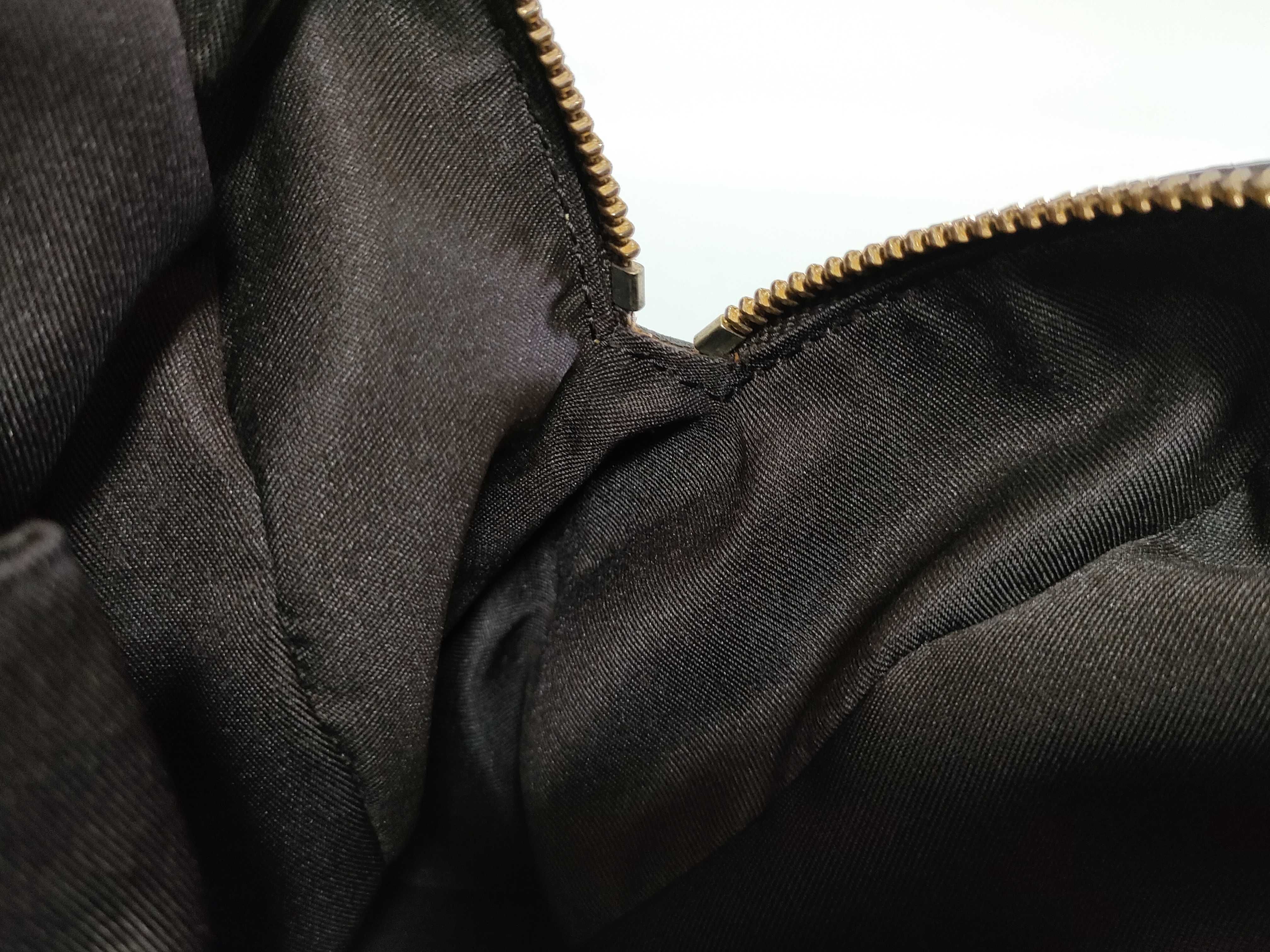 GG Canvas Mini Boston Bag — view 9