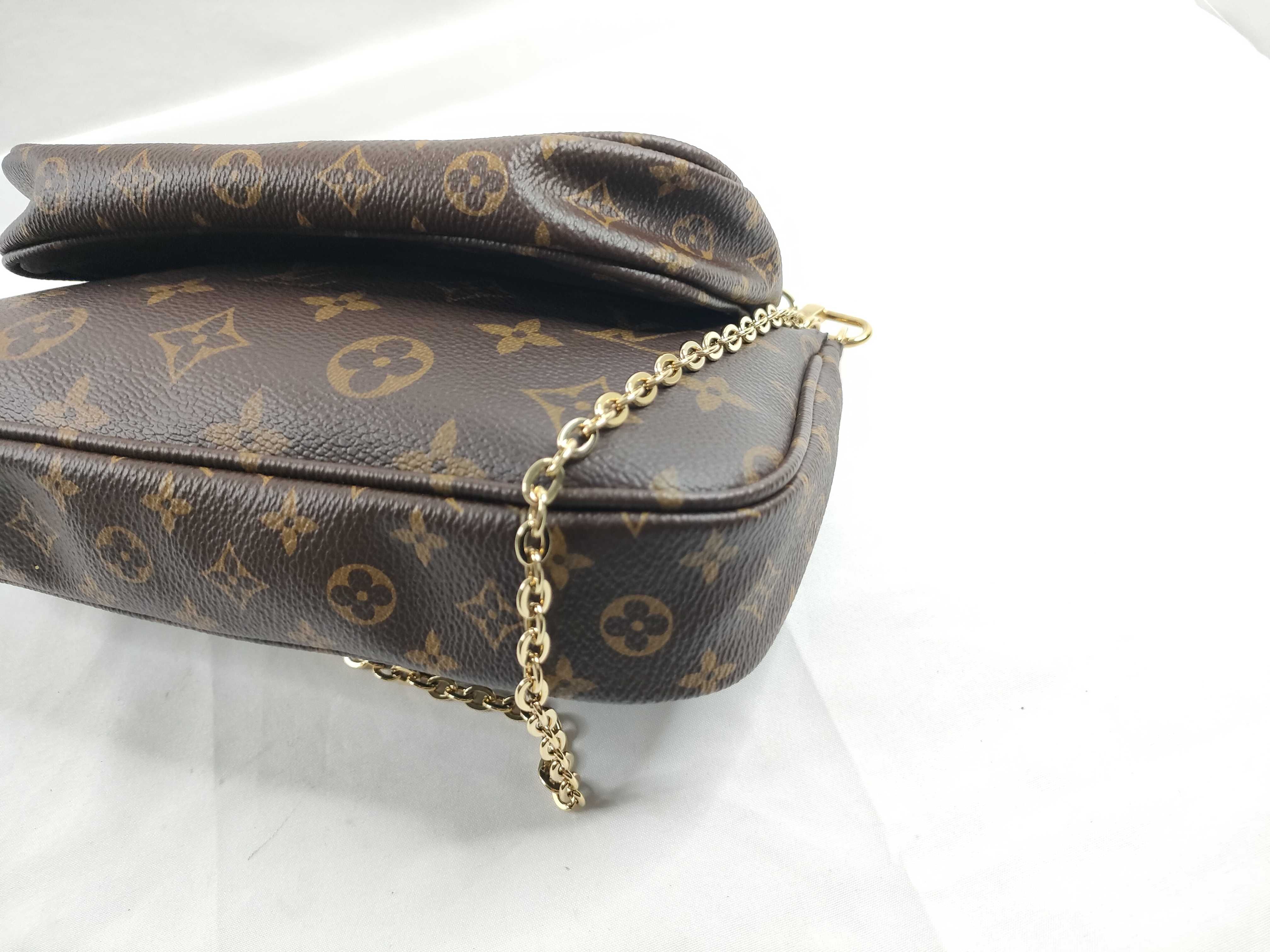 Monogram Louis Vuitton Multipochette Accessoires Shoulder Bag Monogram M44813 Shoulder Bag — view 5