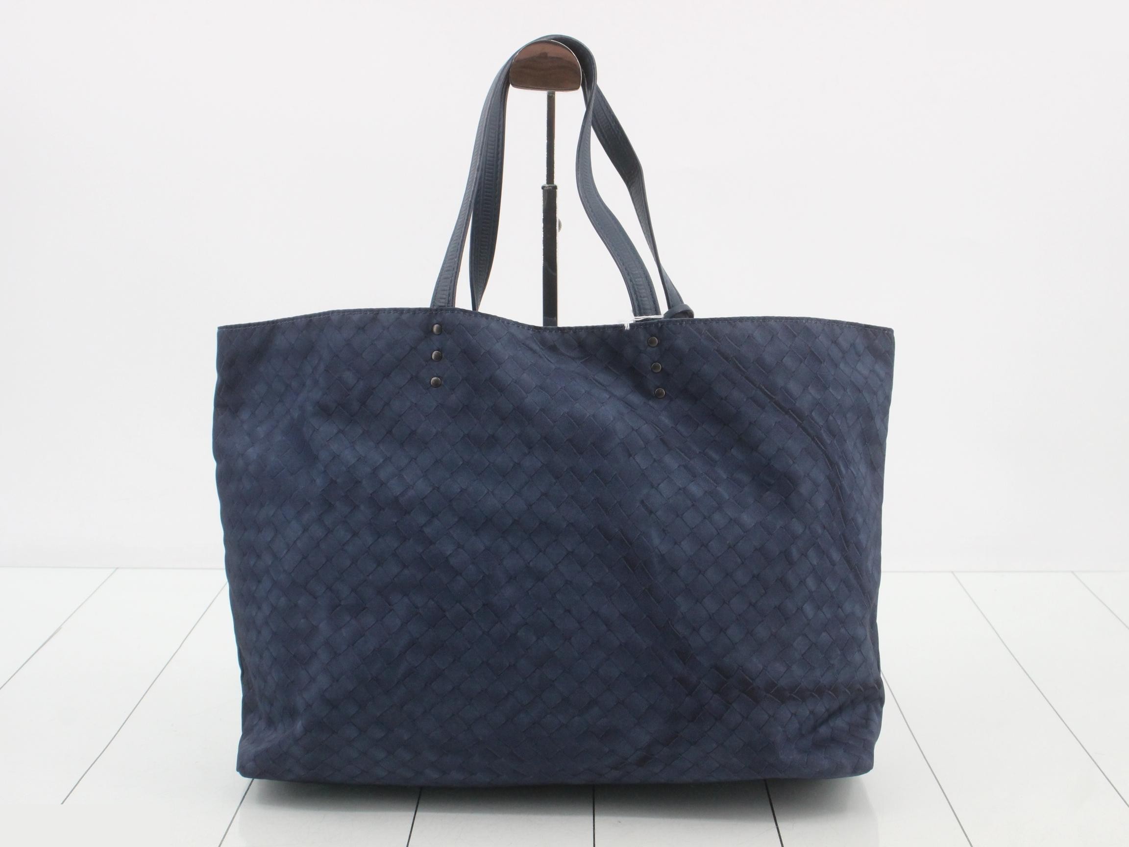handbag — view 2