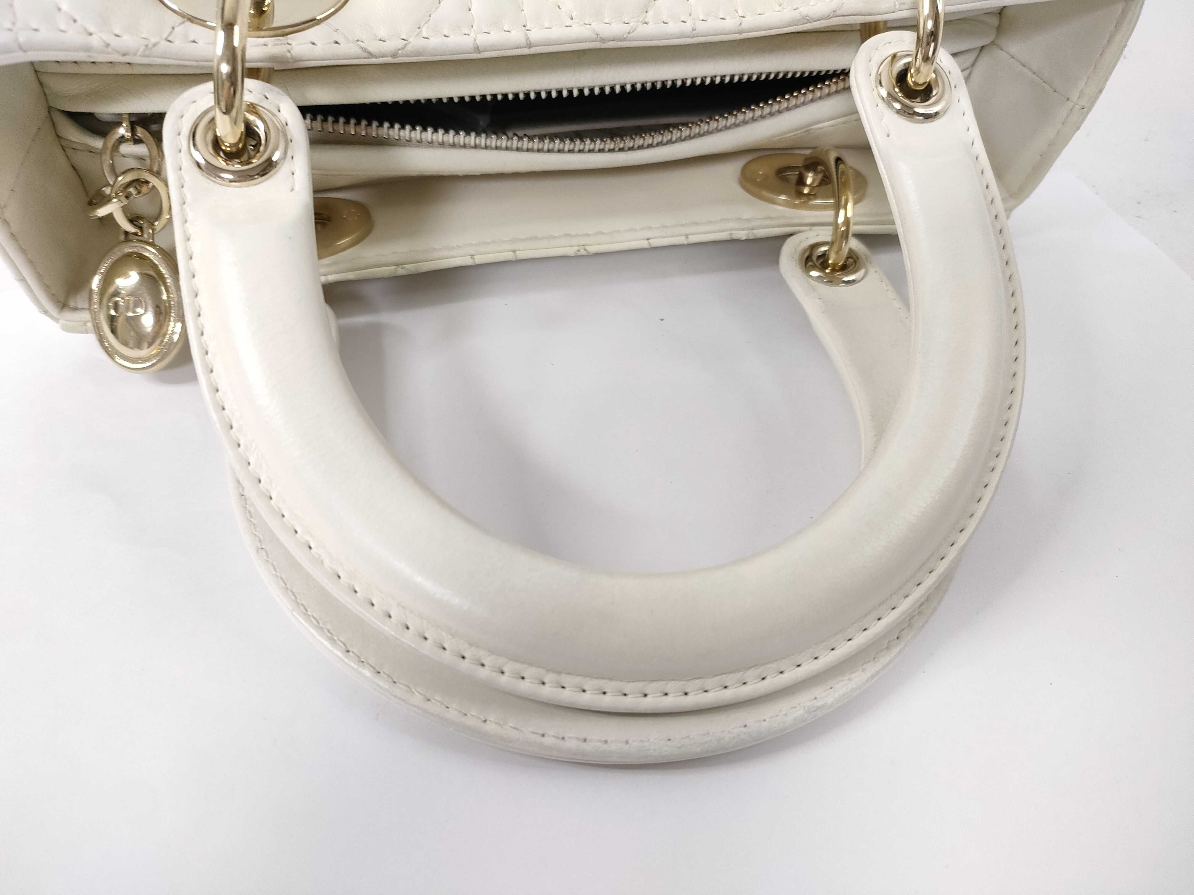 Lady Dior Medium Lambskin White *Card Handbag — view 3