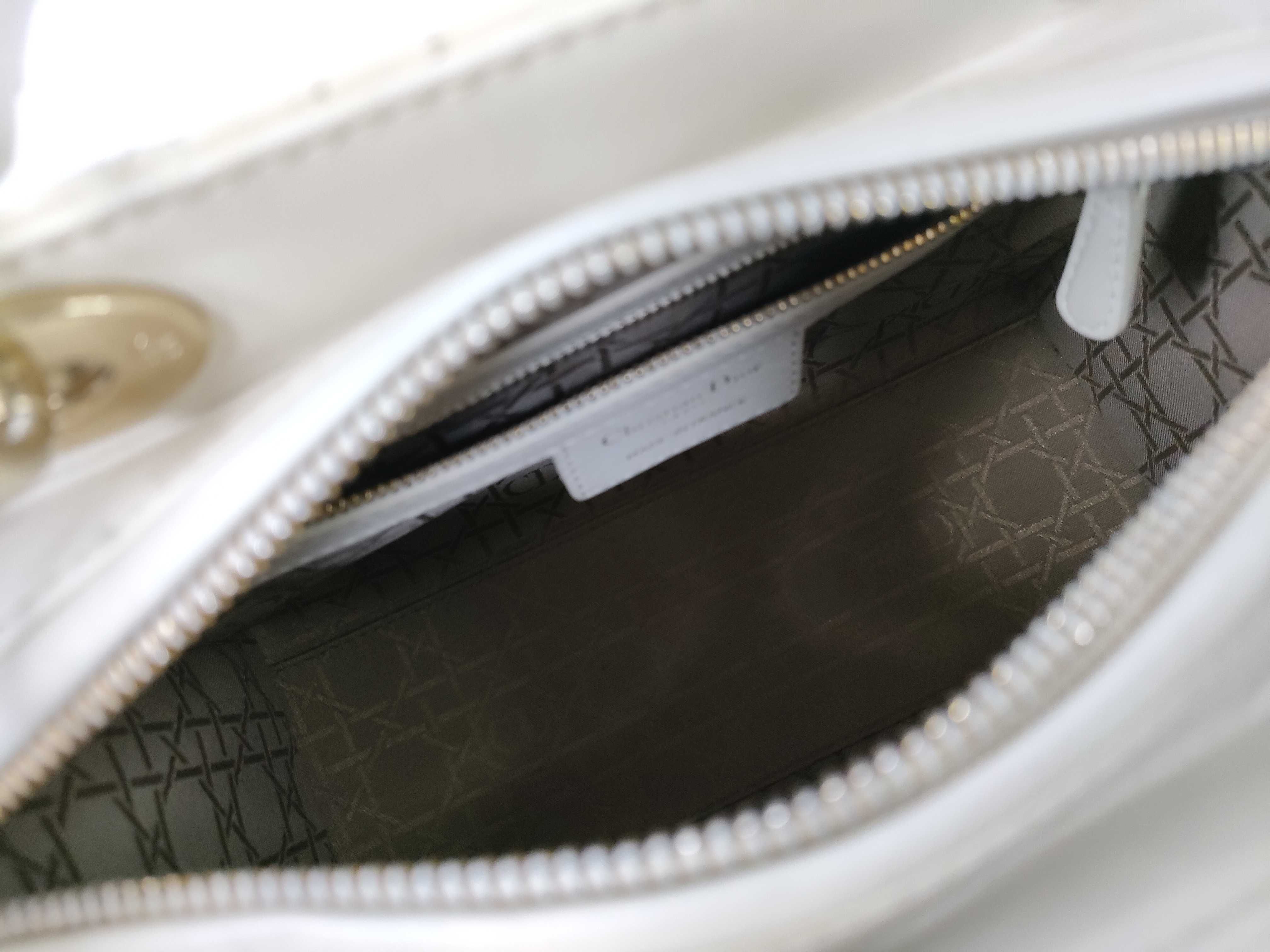 Lady Dior Medium Lambskin White *Card Handbag — view 9