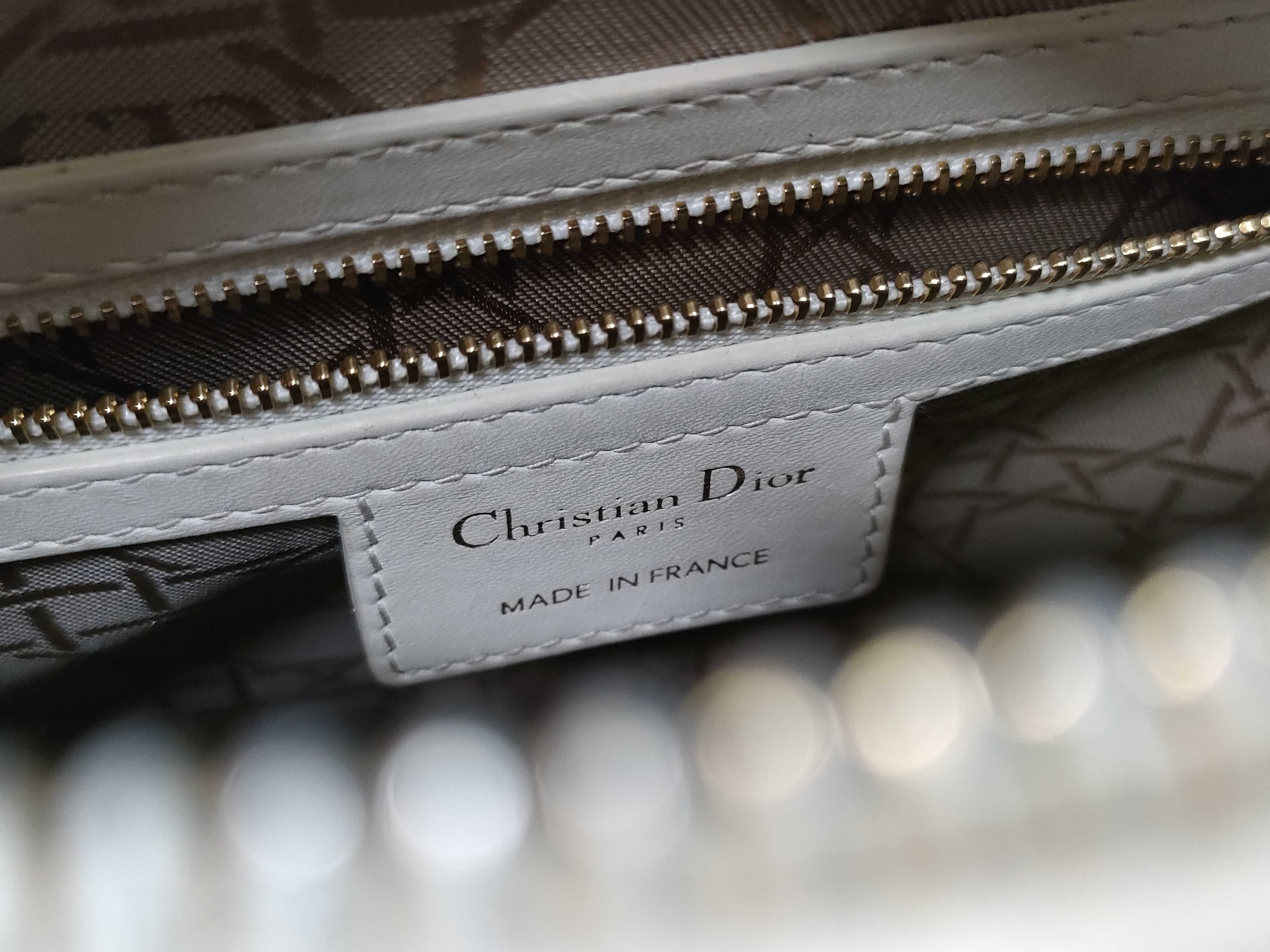 Lady Dior Medium Lambskin White *Card Handbag — view 10