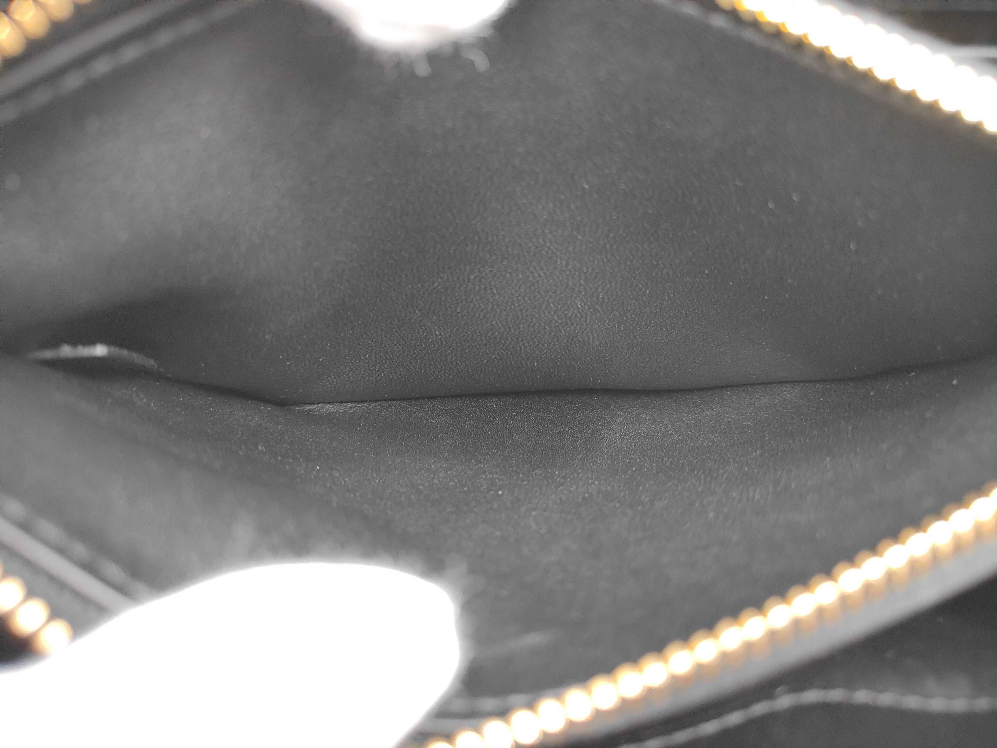 Soft 16 Shoulder Bag Handbag — view 9