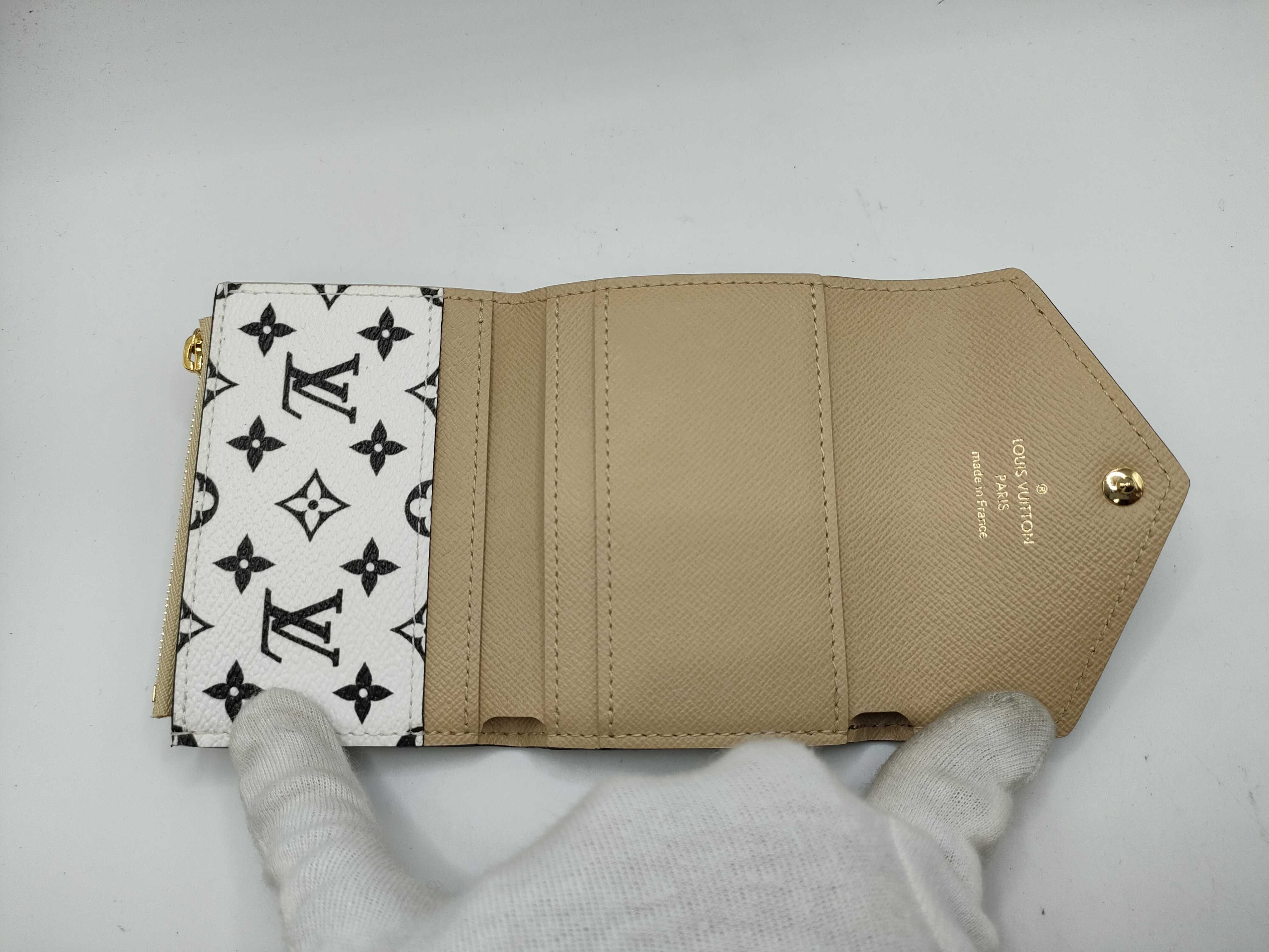 Monogram Giant Monogram / Portefeuille Zoe / M67640 Wallet — view 6