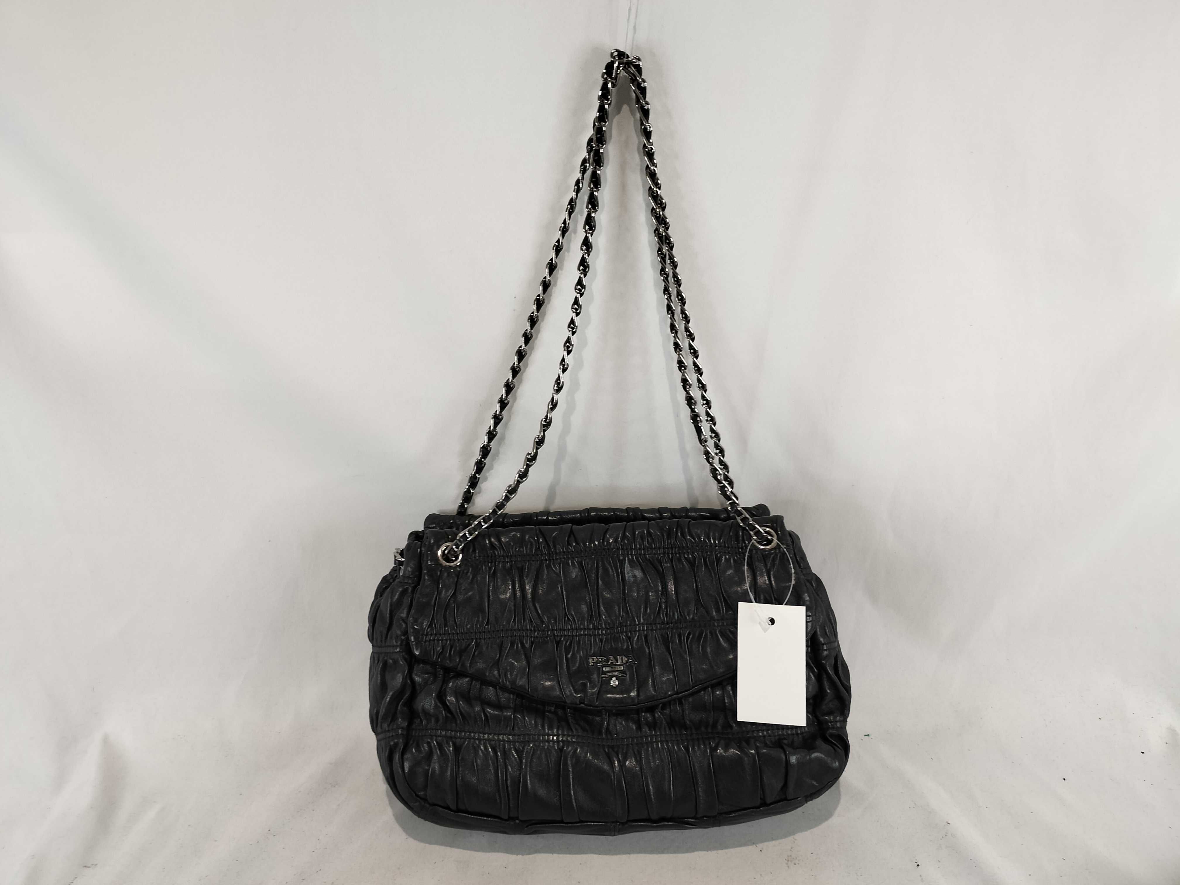 Gathered Chain Shoulder Handbag