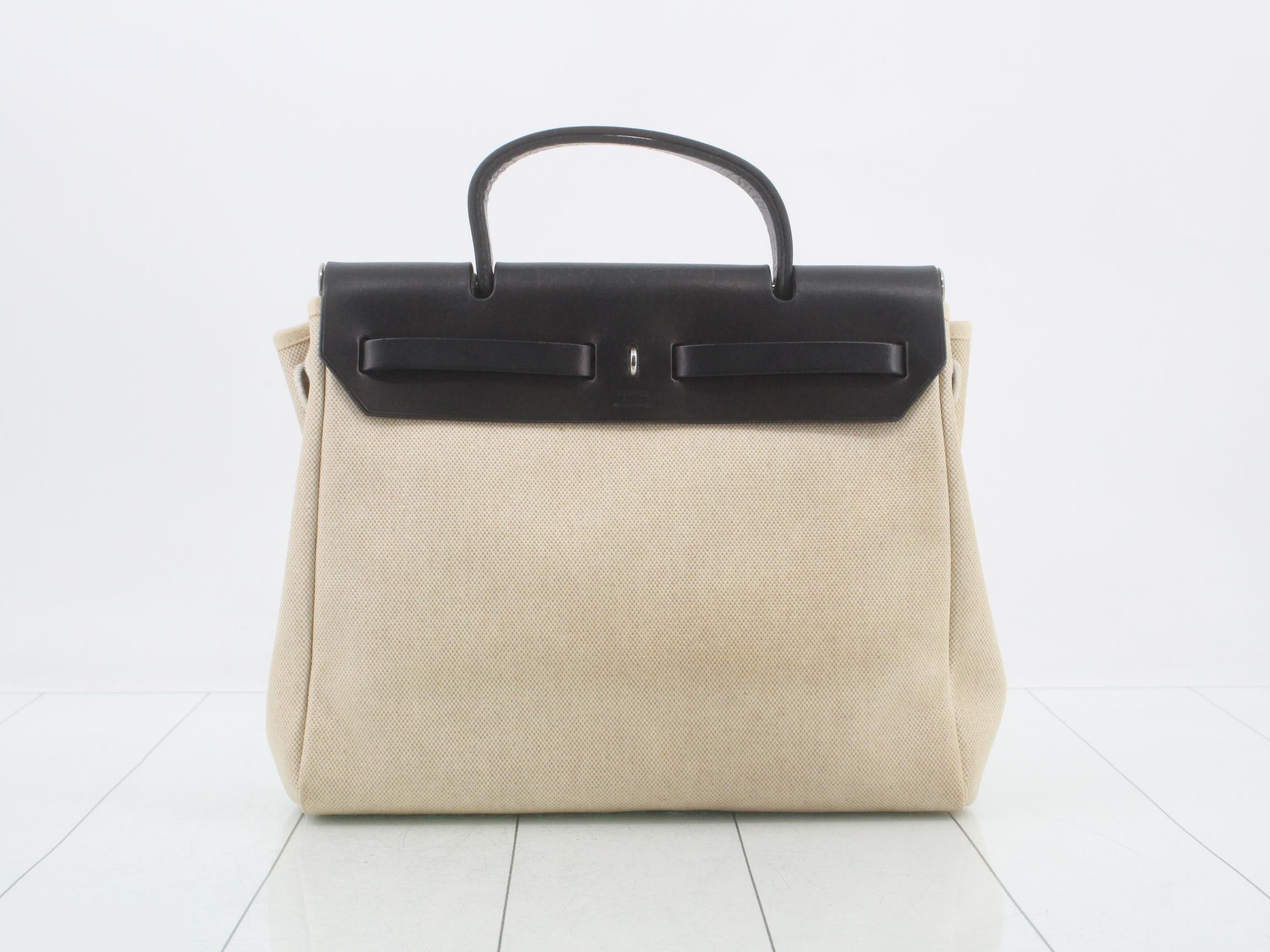 Herbag PM D stamp — view 2
