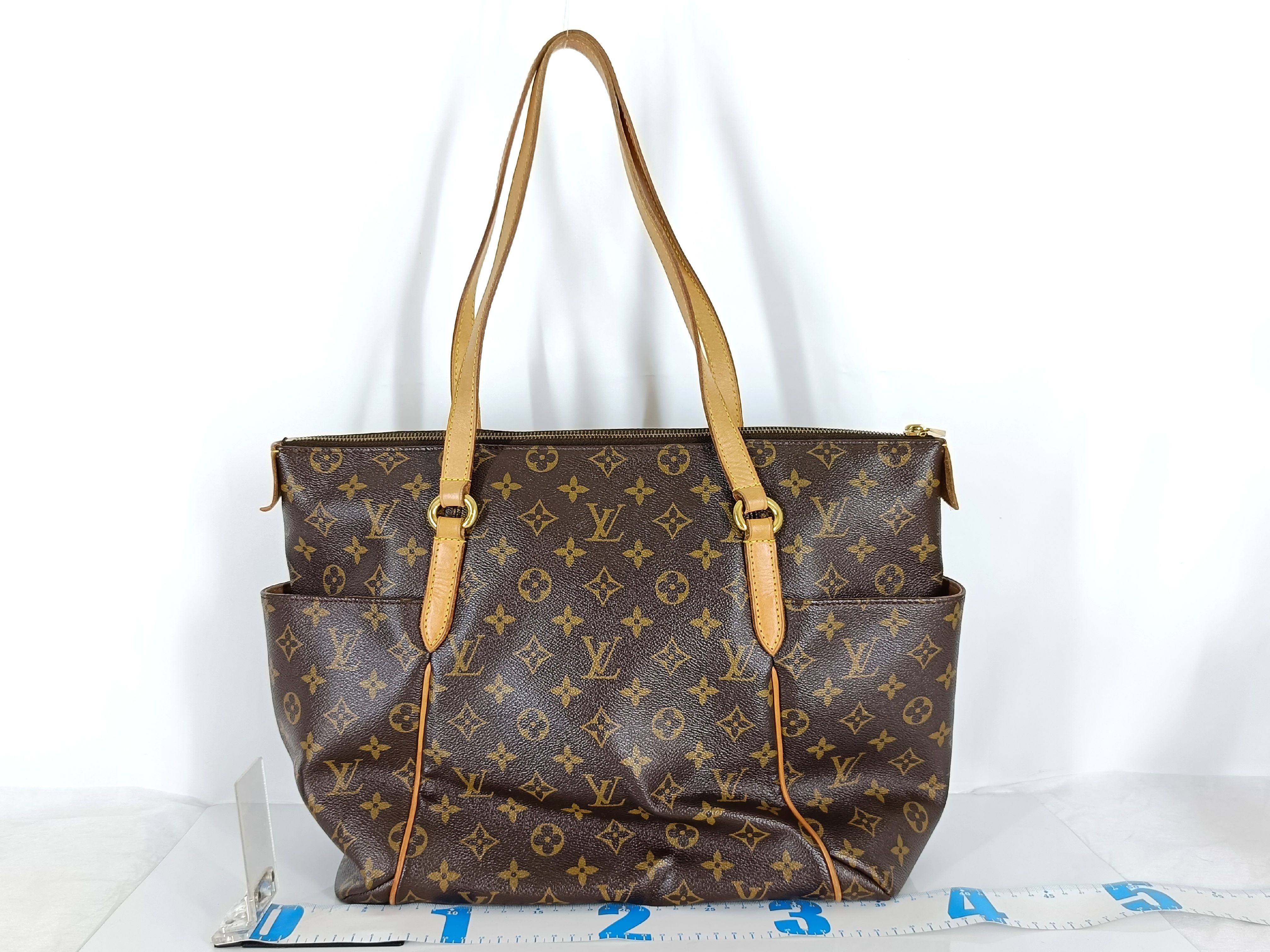 Monogram Totally PM M56688 TJ0142 Brown Tote Bag — view 2