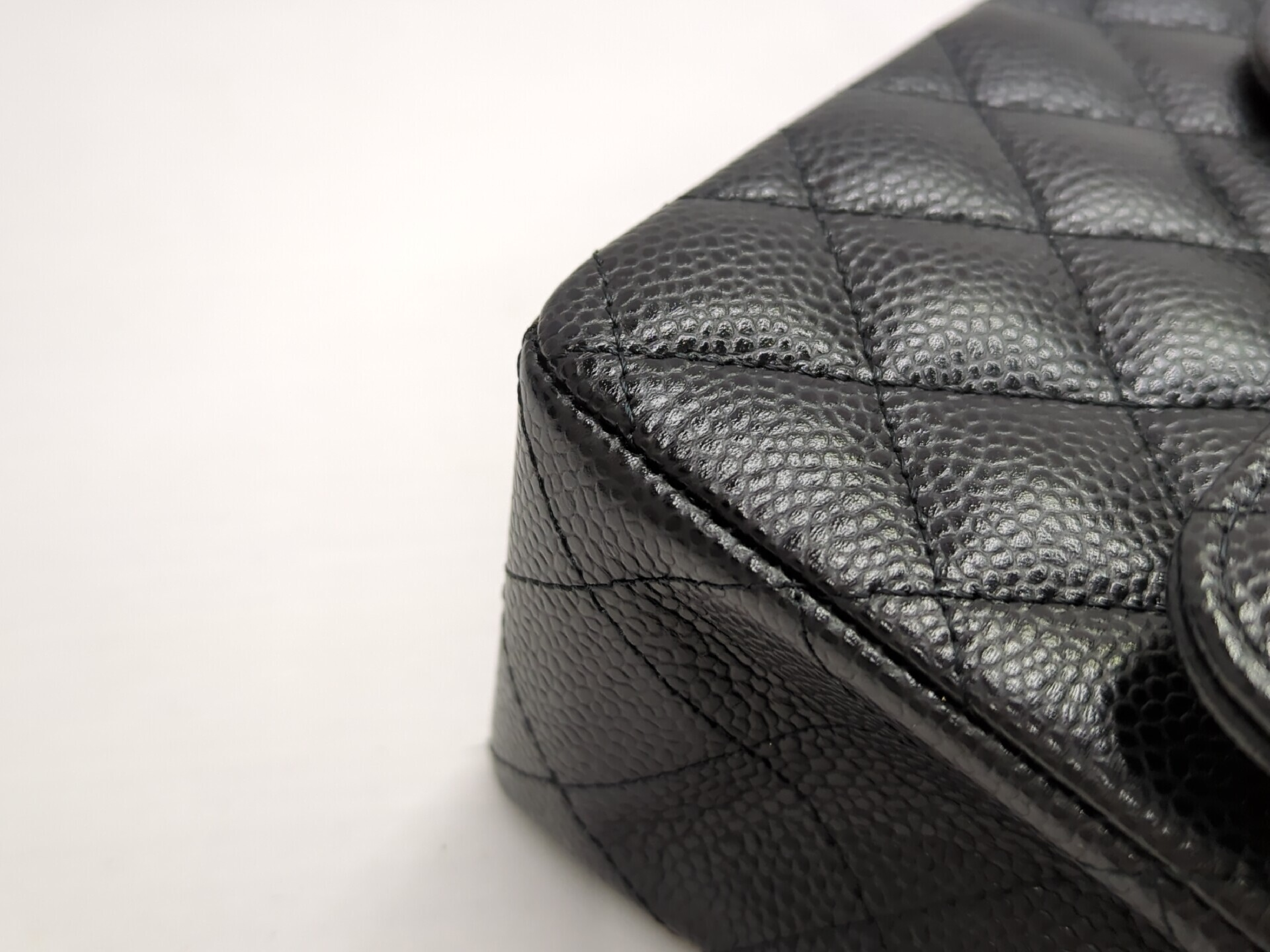 Caviar Skin Double Flap 23 Gold Hardware Black Serial Number 31 Shoulder Bag — view 3