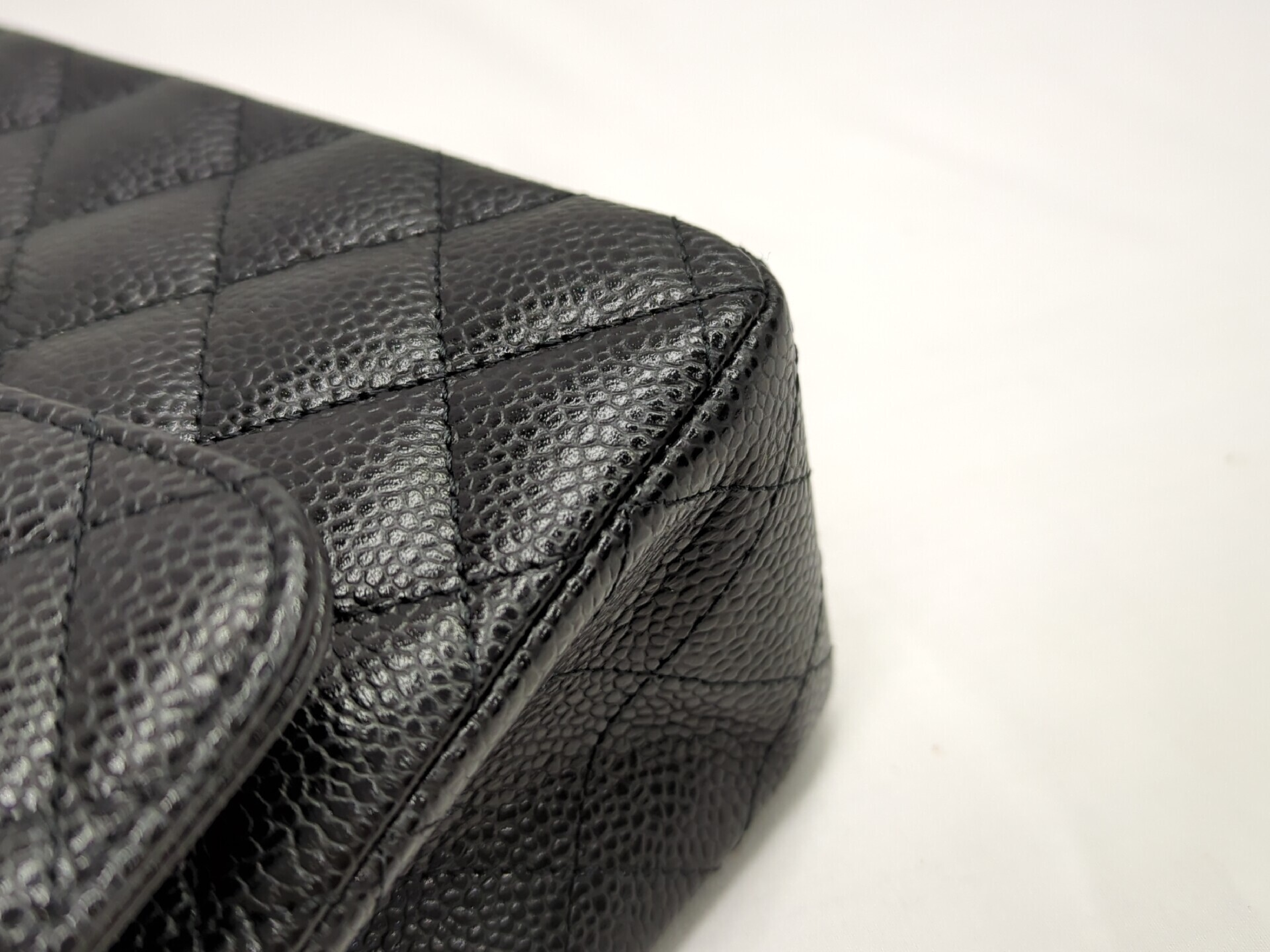 Caviar Skin Double Flap 23 Gold Hardware Black Serial Number 31 Shoulder Bag — view 4