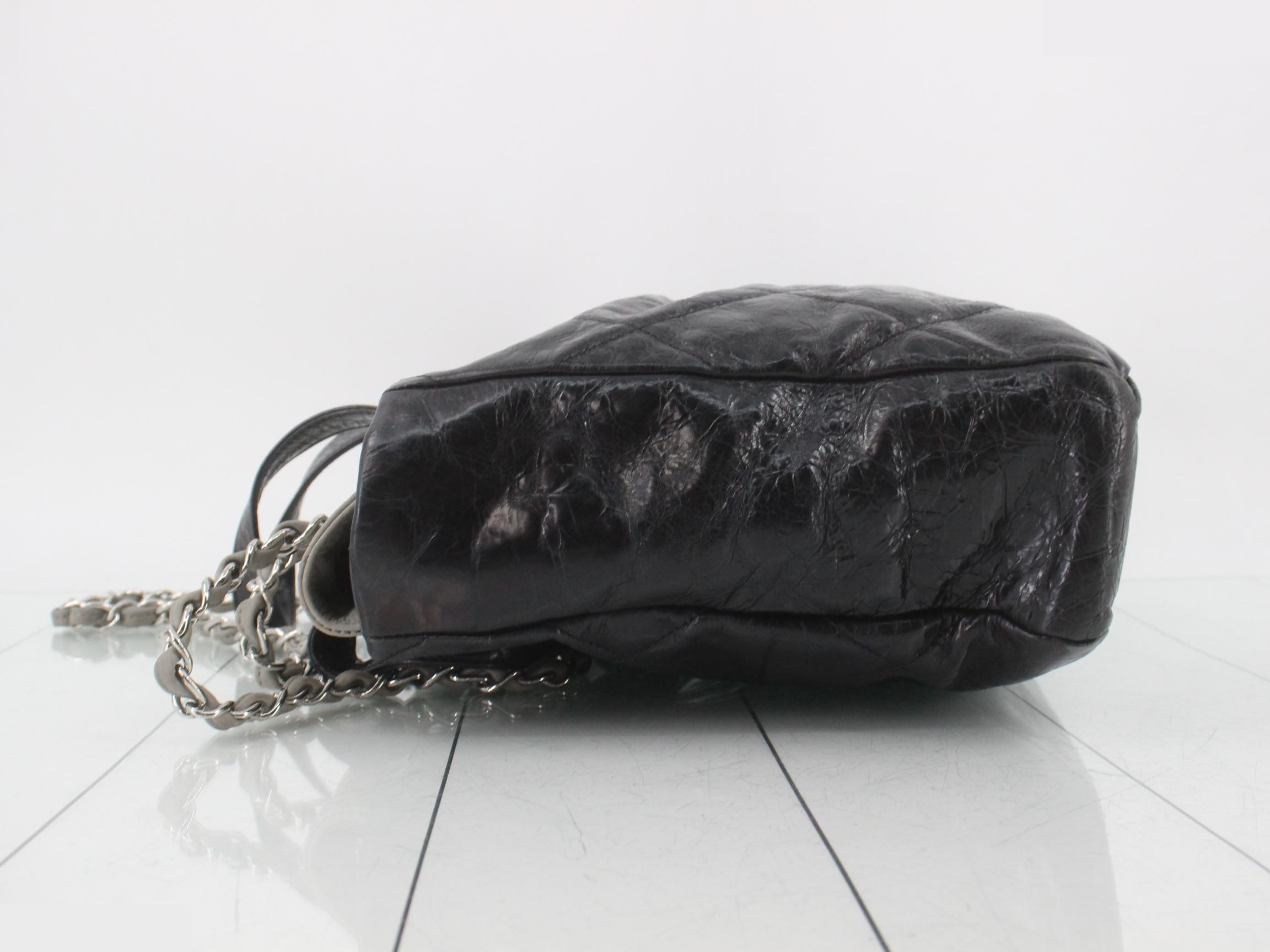 Bag: Chanel — view 4