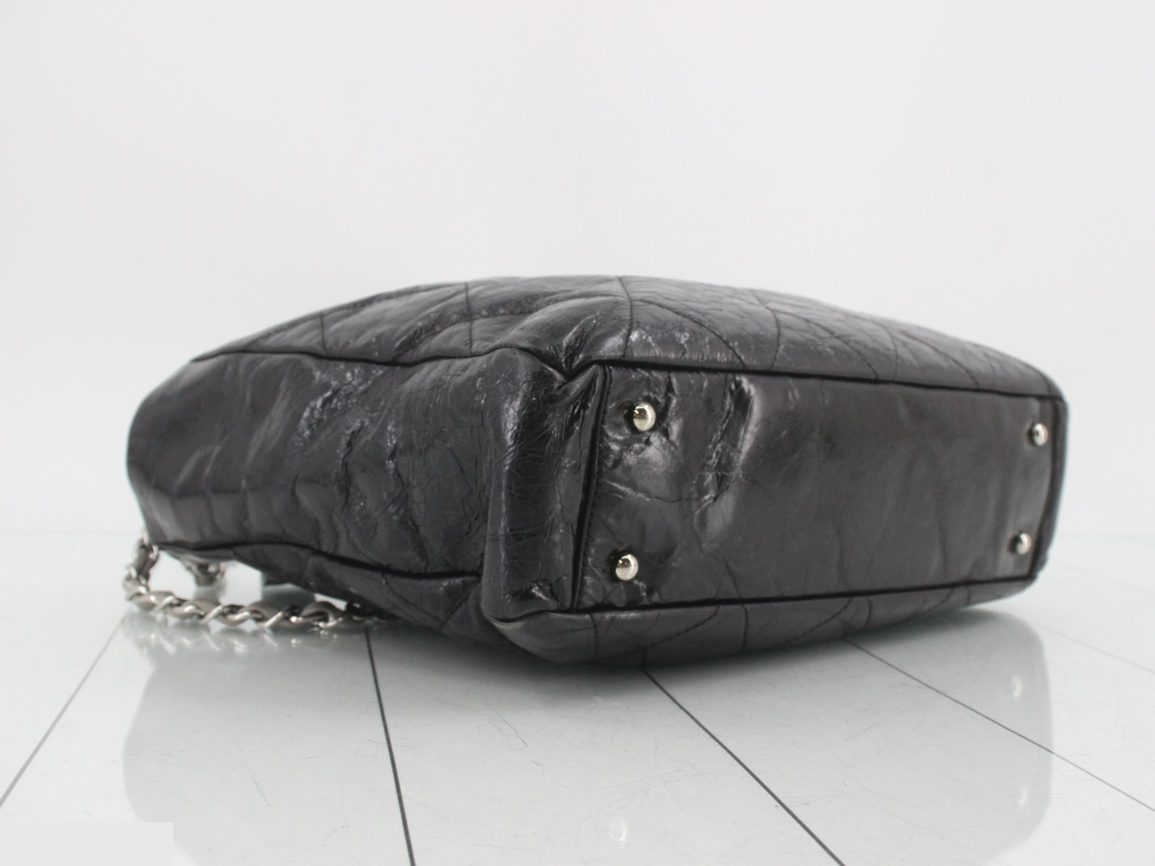 Bag: Chanel — view 5